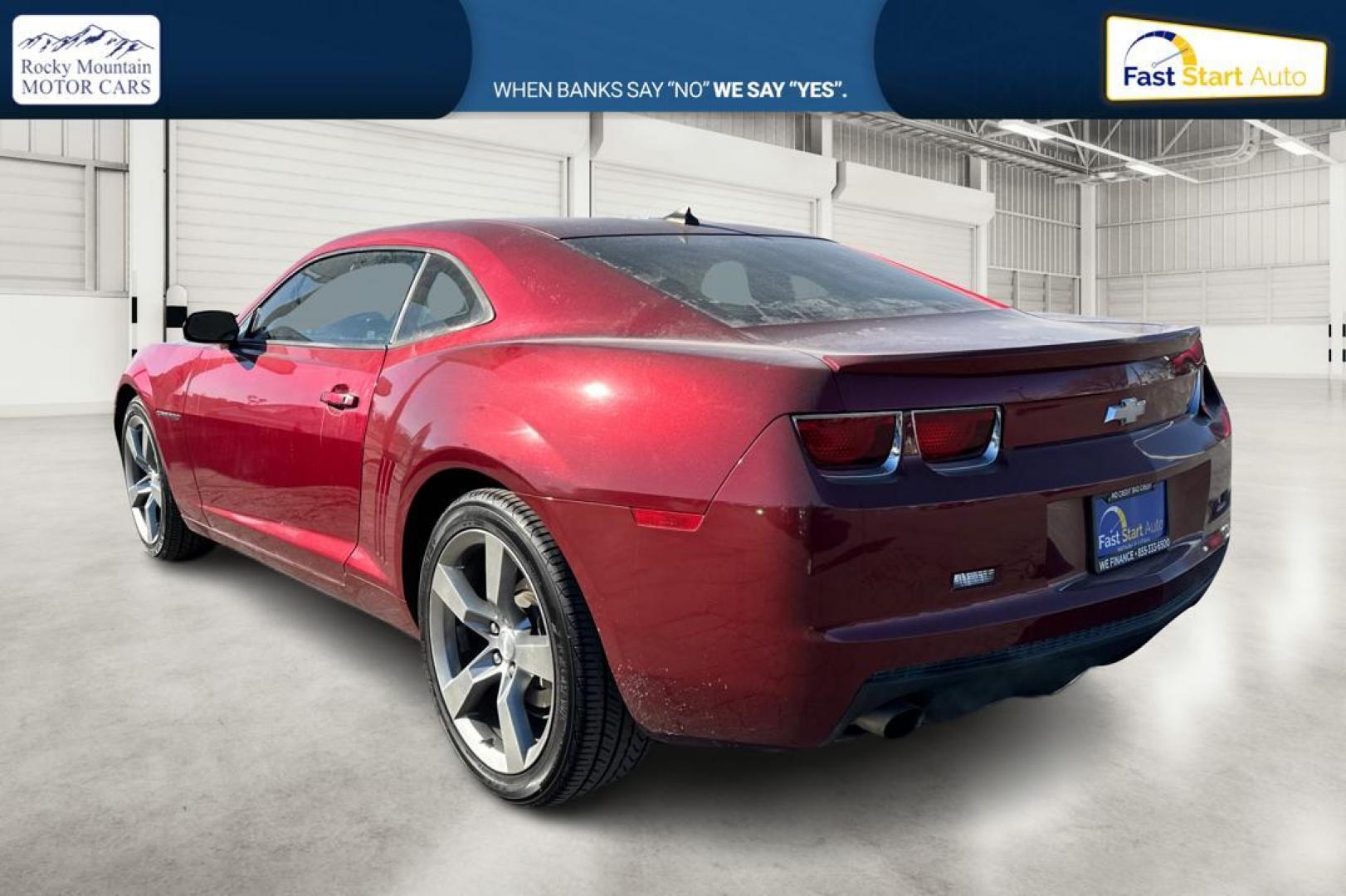 2011 Red Chevrolet Camaro LT2 Coupe (2G1FC1ED1B9) with an 3.6L V6 DOHC 24V engine, 6-Speed Automatic transmission, located at 7755 State Street, Midvale, UT, 84047, (801) 753-9063, 40.610329, -111.892159 - Photo#5