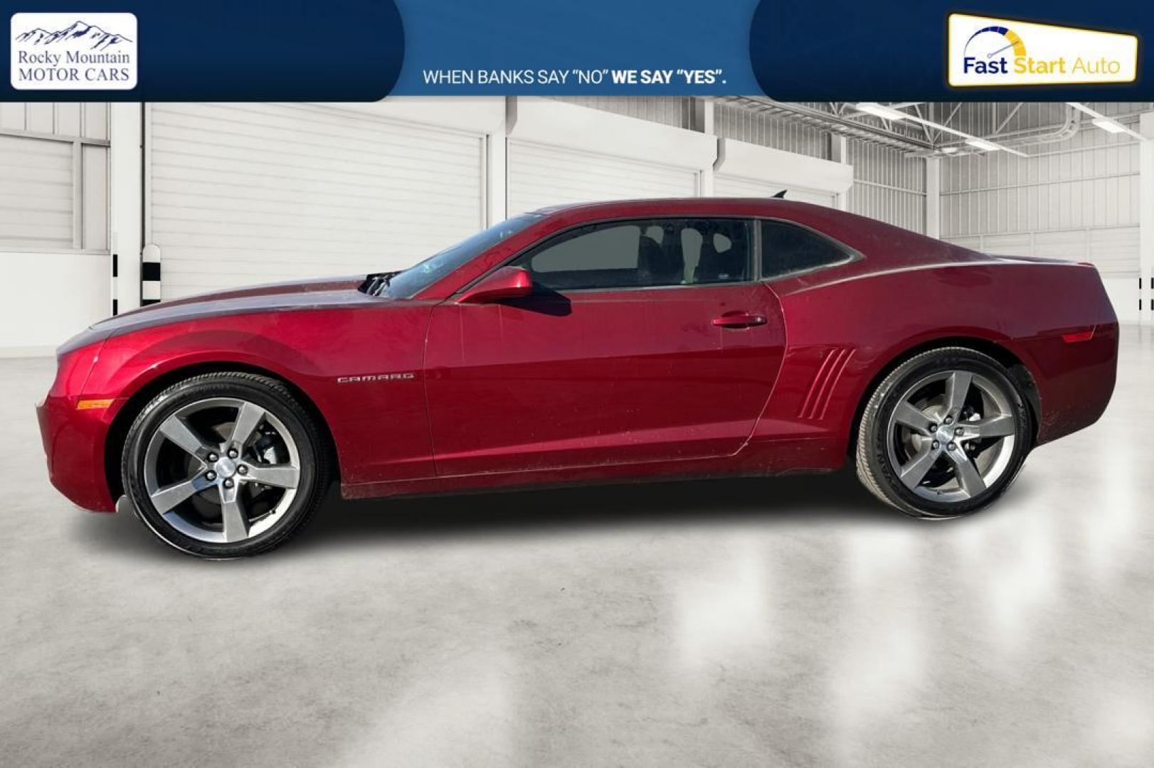 2011 Red Chevrolet Camaro LT2 Coupe (2G1FC1ED1B9) with an 3.6L V6 DOHC 24V engine, 6-Speed Automatic transmission, located at 7755 State Street, Midvale, UT, 84047, (801) 753-9063, 40.610329, -111.892159 - Photo#6