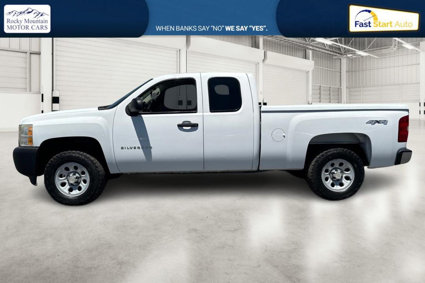 2011 White Chevrolet Silverado 1500 Work Truck Ext. Cab 4WD (1GCRKPEA6BZ) with an 4.8L V8 OHV 16V engine, 4-Speed Automatic transmission, located at 344 S Washington Blvd, Ogden, UT, 84404, (801) 399-1799, 41.255482, -111.970848 - Photo#5