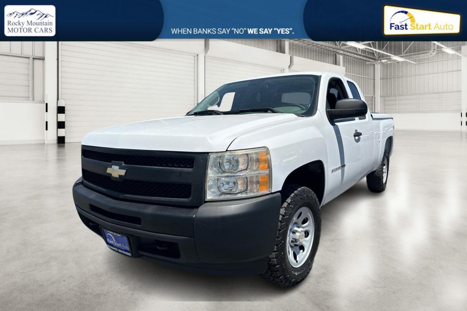 2011 White Chevrolet Silverado 1500 Work Truck Ext. Cab 4WD (1GCRKPEA6BZ) with an 4.8L V8 OHV 16V engine, 4-Speed Automatic transmission, located at 344 S Washington Blvd, Ogden, UT, 84404, (801) 399-1799, 41.255482, -111.970848 - Photo#6