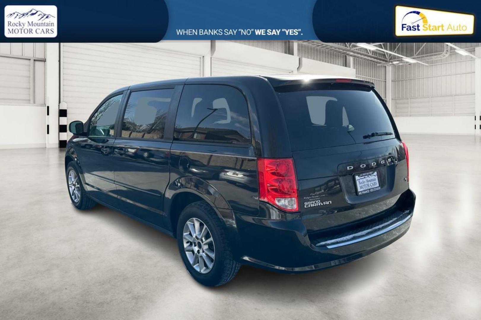 2011 Black Dodge Grand Caravan R/T (2D4RN7DG4BR) with an V6 Flex Fuel 3.6 Liter engine, 6-Speed Automatic transmission, located at 344 S Washington Blvd, Ogden, UT, 84404, (801) 399-1799, 41.255482, -111.970848 - Photo#5