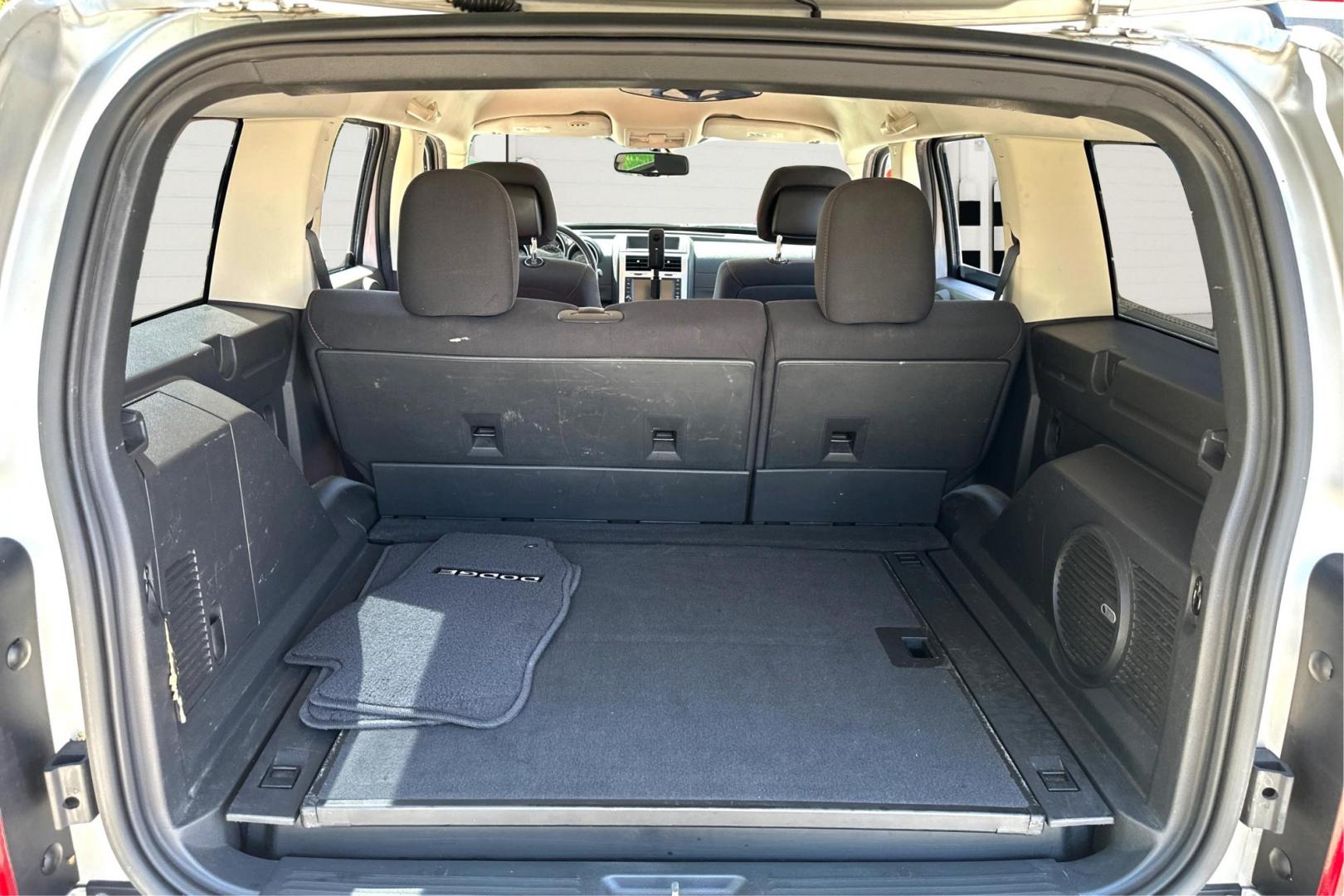 2011 Silver Dodge Nitro Detonator 2WD (1D4PT6GX0BW) with an 4.0L V6 SOHC 24V engine, 5-Speed Automatic transmission, located at 767 S State Road, Pleasant Grove, UT, 84062, (801) 785-1058, 40.354839, -111.736687 - Photo#10