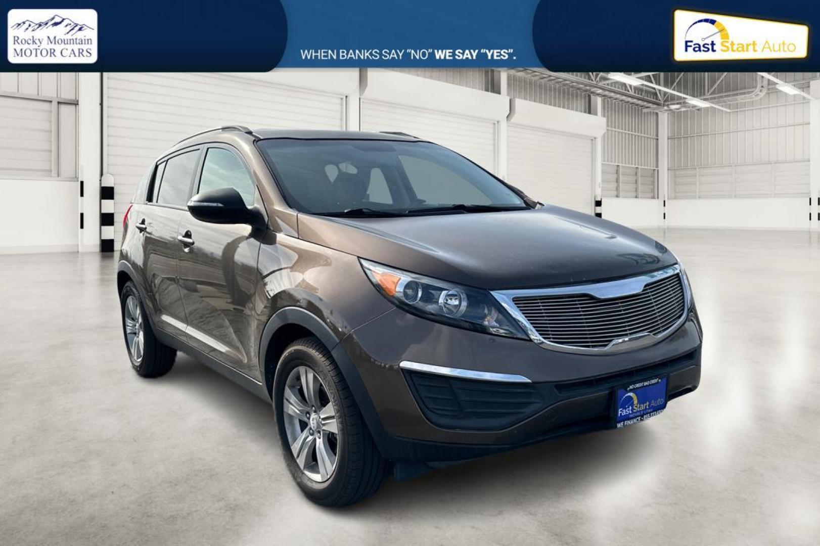 2011 Beige Kia Sportage LX FWD (KNDPB3A20B7) with an 2.4L V6 DOHC 24V engine, AUTOMATIC transmission, located at 344 S Washington Blvd, Ogden, UT, 84404, (801) 399-1799, 41.255482, -111.970848 - Photo#0