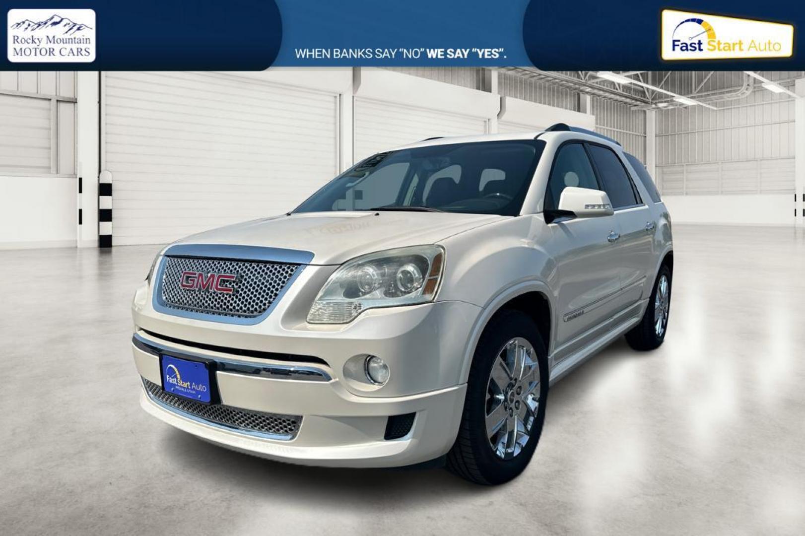 2012 White GMC Acadia Denali FWD (1GKKRTED8CJ) with an 3.6L V6 DOHC 24V engine, 6-Speed Automatic transmission, located at 767 S State Road, Pleasant Grove, UT, 84062, (801) 785-1058, 40.354839, -111.736687 - Photo#6