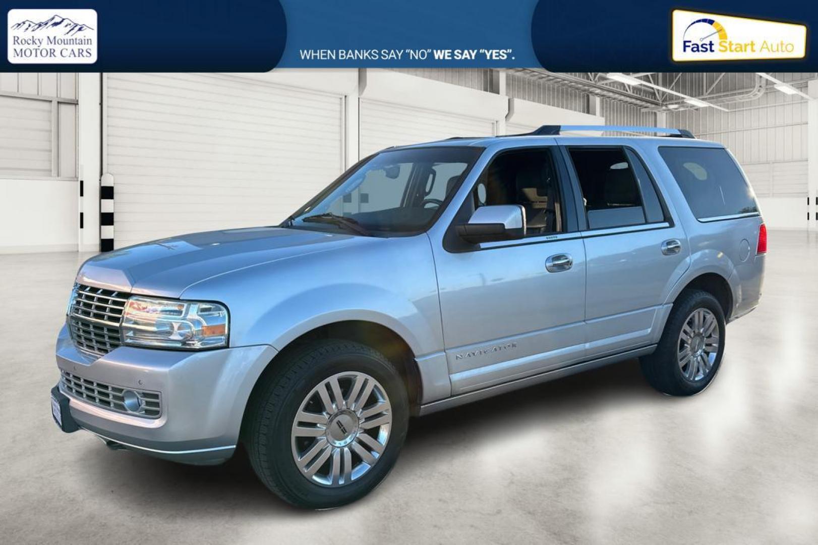 2012 Silver Lincoln Navigator 2WD (5LMJJ2H52CE) with an 5.4L V8 SOHC 24V engine, 6-Speed Automatic transmission, located at 767 S State Road, Pleasant Grove, UT, 84062, (801) 785-1058, 40.354839, -111.736687 - Photo#8