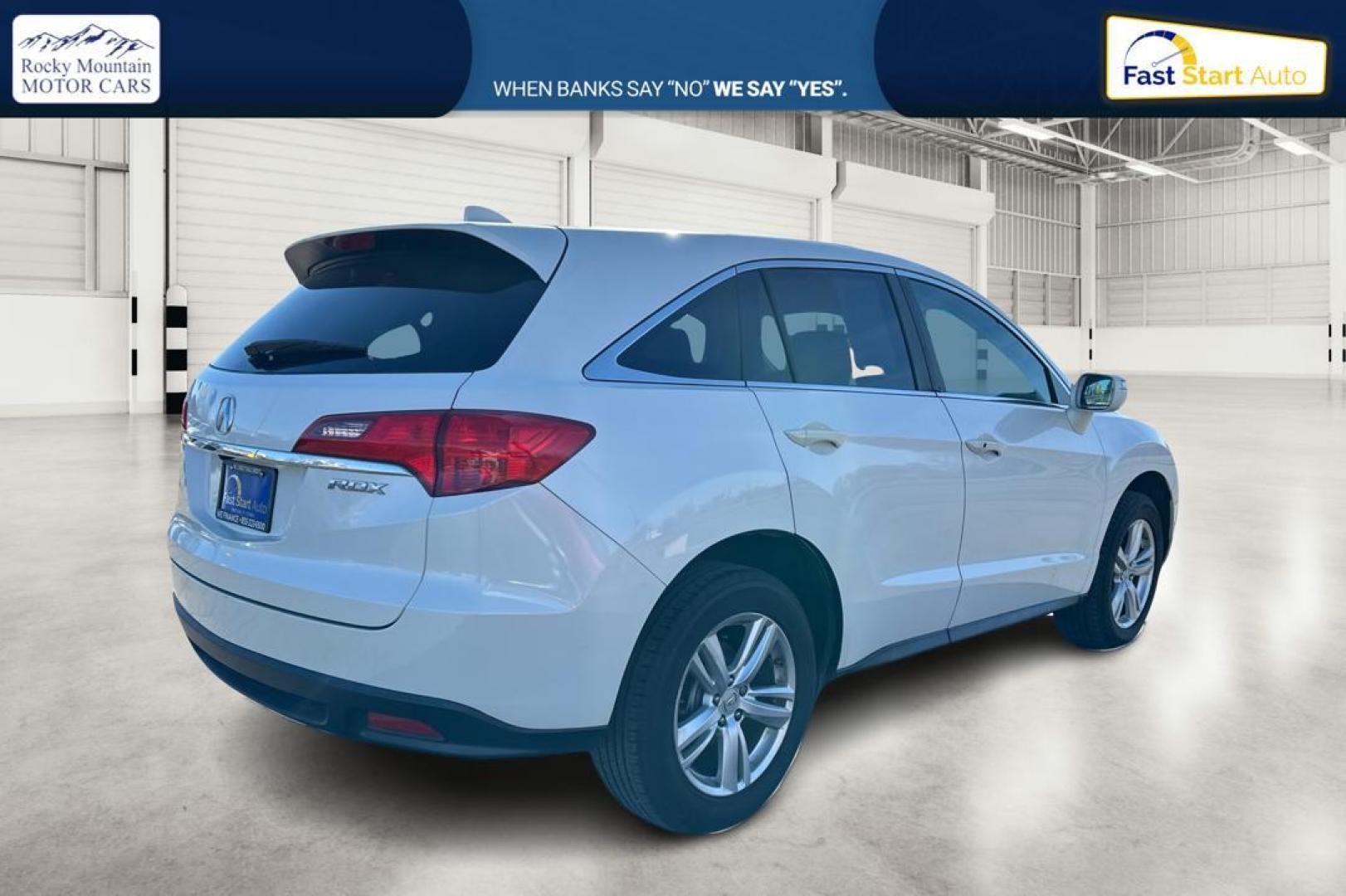 2013 White Acura RDX 6-Spd AT w/ Technology Package (5J8TB3H5XDL) with an 2.3L L4 DOHC 16V engine, 6-Speed Automatic transmission, located at 7755 State Street, Midvale, UT, 84047, (801) 753-9063, 40.610329, -111.892159 - Photo#2