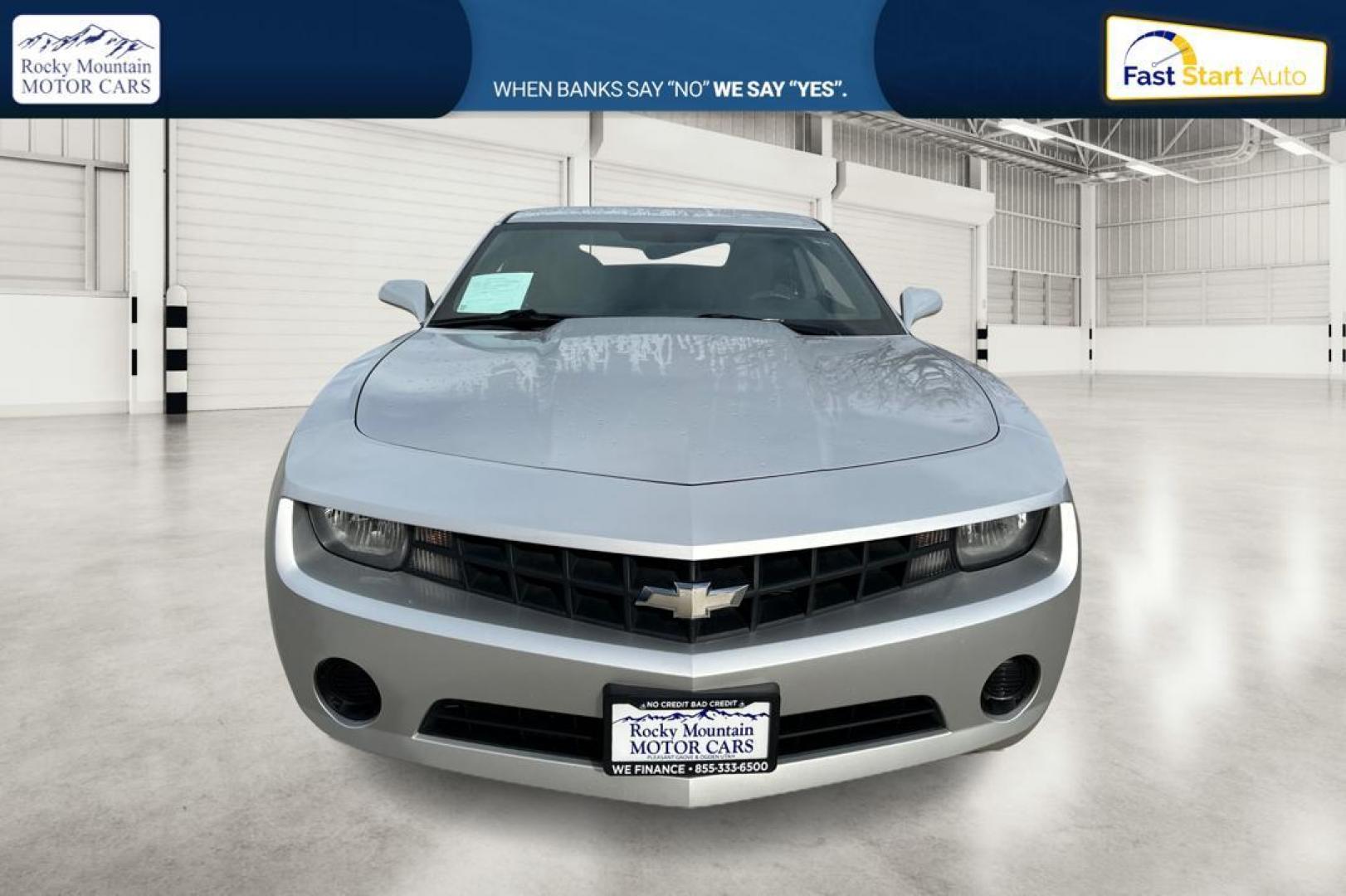 2013 Silver Chevrolet Camaro LS Coupe (2G1FE1E33D9) with an 3.6L V6 DOHC 24V FFV engine, 6-Speed Manual transmission, located at 344 S Washington Blvd, Ogden, UT, 84404, (801) 399-1799, 41.255482, -111.970848 - Photo#7