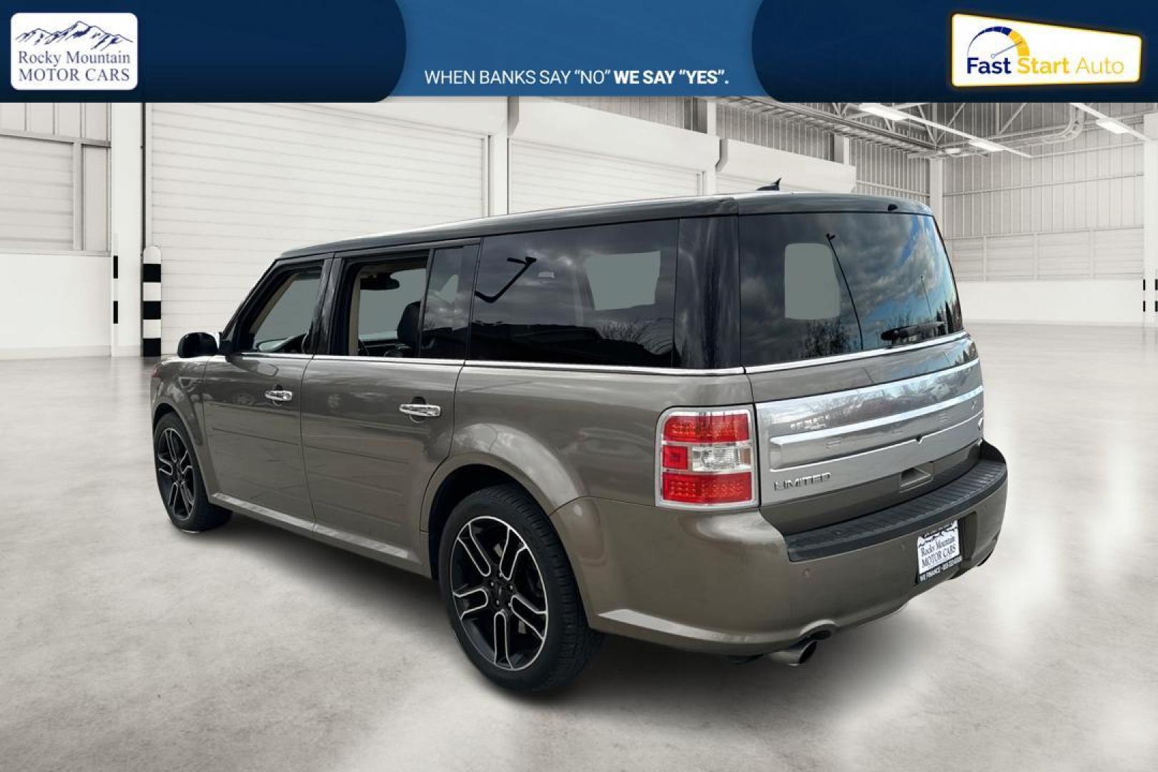 2013 Gray Ford Flex Limited AWD (2FMHK6DT0DB) with an 3.5L V6 DOHC 24V engine, 6-Speed Automatic Overdrive transmission, located at 344 S Washington Blvd, Ogden, UT, 84404, (801) 399-1799, 41.255482, -111.970848 - Photo#5