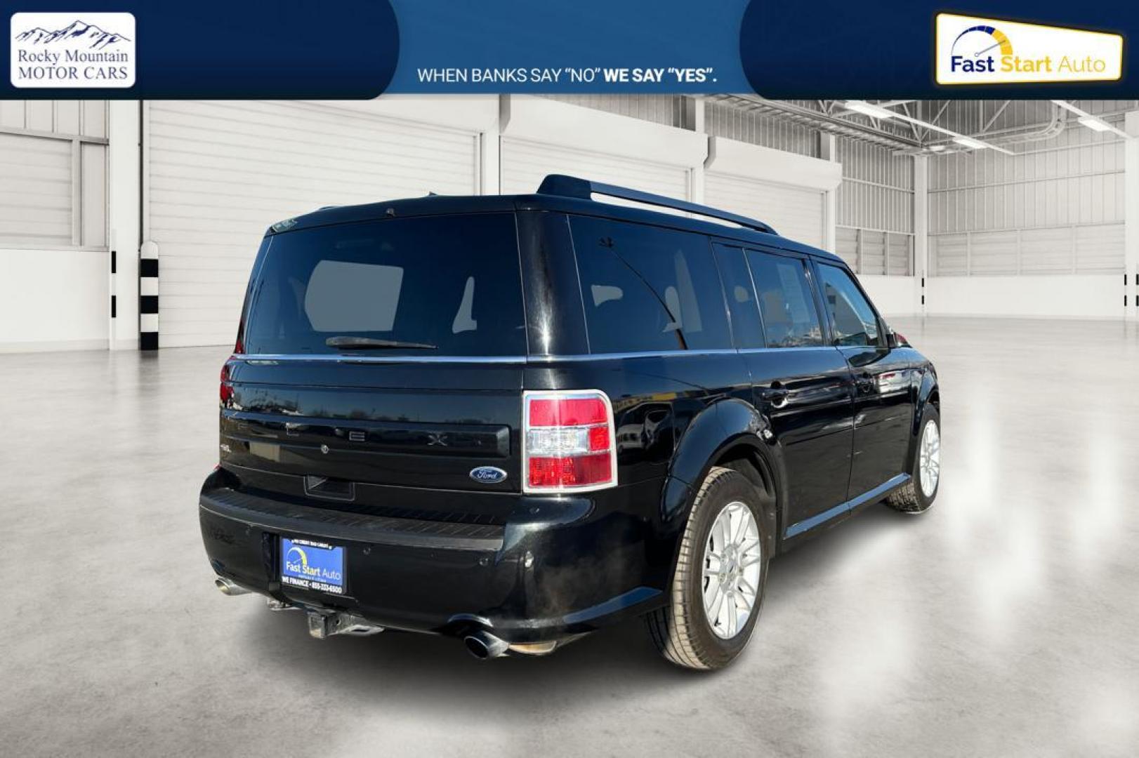 2013 Black Ford Flex SEL FWD (2FMGK5C84DB) with an 3.5L V6 DOHC 24V engine, 6-Speed Automatic Overdrive transmission, located at 7755 State Street, Midvale, UT, 84047, (801) 753-9063, 40.610329, -111.892159 - Photo#2