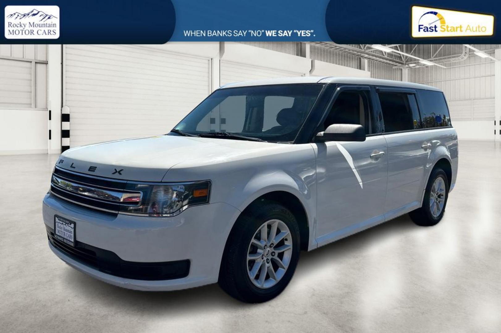 2013 White Ford Flex SE FWD (2FMGK5B85DB) with an 3.5L V6 DOHC 24V engine, 6-Speed Automatic Overdrive transmission, located at 767 S State Road, Pleasant Grove, UT, 84062, (801) 785-1058, 40.354839, -111.736687 - Photo#6