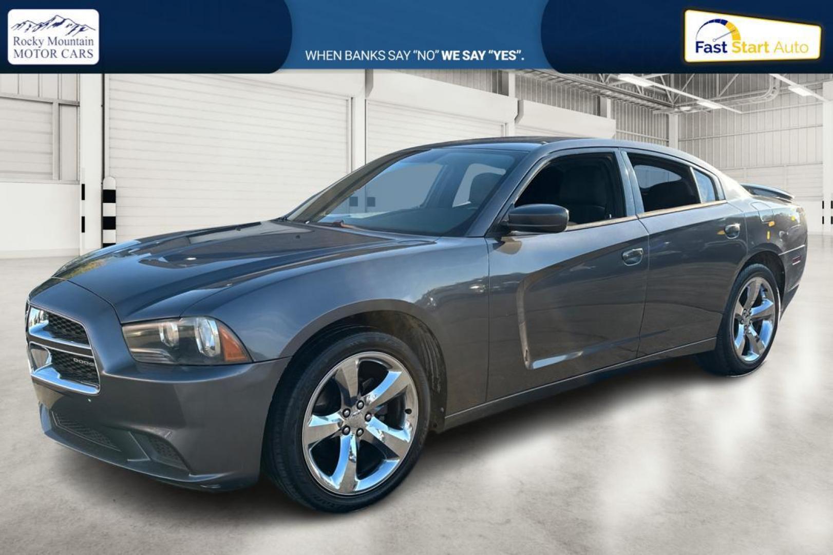 2014 Gray Dodge Charger SE (2C3CDXBG4EH) with an 3.6L V6 DOHC 24V engine, 5-Speed Automatic transmission, located at 767 S State Road, Pleasant Grove, UT, 84062, (801) 785-1058, 40.354839, -111.736687 - Photo#6