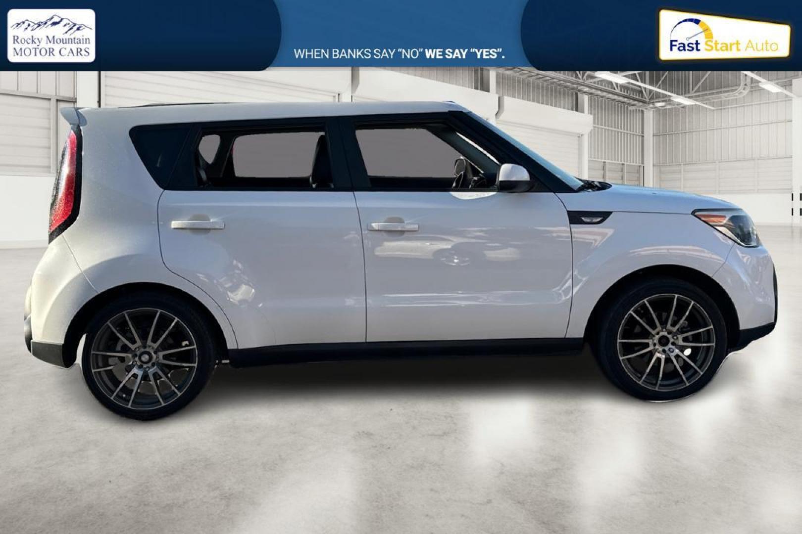 2014 White Kia Soul Base (KNDJN2A29E7) with an 1.6L L4 DOHC 16V engine, Automatic, 6-Spd transmission, located at 344 S Washington Blvd, Ogden, UT, 84404, (801) 399-1799, 41.255482, -111.970848 - Photo#1