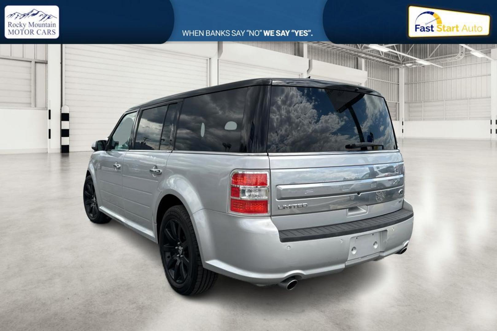 2015 Silver Ford Flex Limited AWD (2FMHK6D83FB) with an 3.5L V6 DOHC 24V engine, 6-Speed Automatic Overdrive transmission, located at 344 S Washington Blvd, Ogden, UT, 84404, (801) 399-1799, 41.255482, -111.970848 - Photo#4