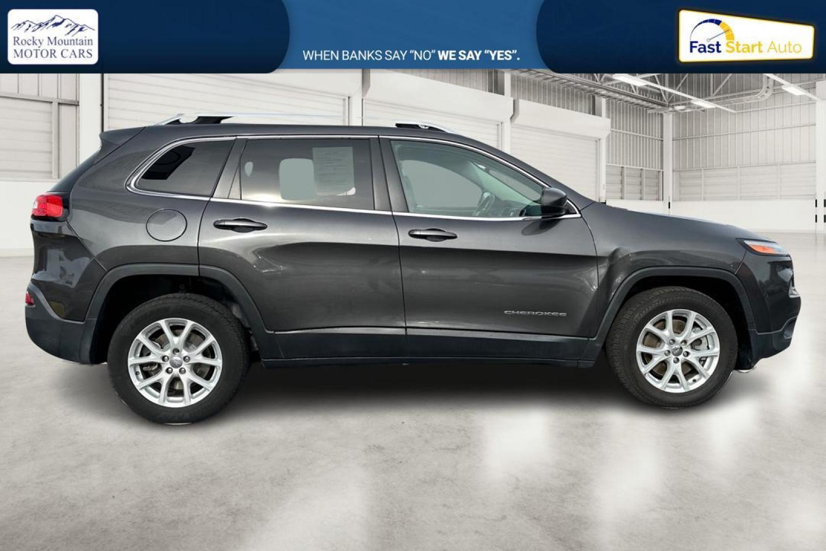 2015 Gray Jeep Cherokee Latitude FWD (1C4PJLCS0FW) with an 3.2L V6 DOHC 24V engine, 9-Speed Automatic transmission, located at 7755 State Street, Midvale, UT, 84047, (801) 753-9063, 40.610329, -111.892159 - Photo#1