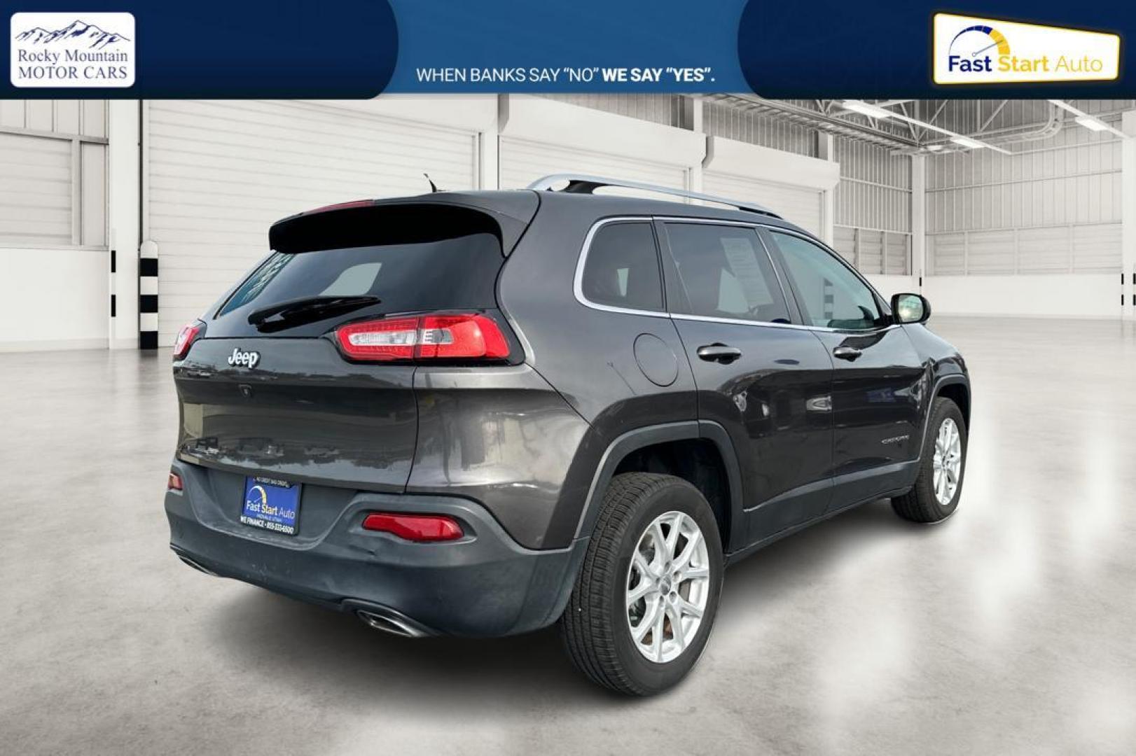 2015 Gray Jeep Cherokee Latitude FWD (1C4PJLCS0FW) with an 3.2L V6 DOHC 24V engine, 9-Speed Automatic transmission, located at 7755 State Street, Midvale, UT, 84047, (801) 753-9063, 40.610329, -111.892159 - Photo#2