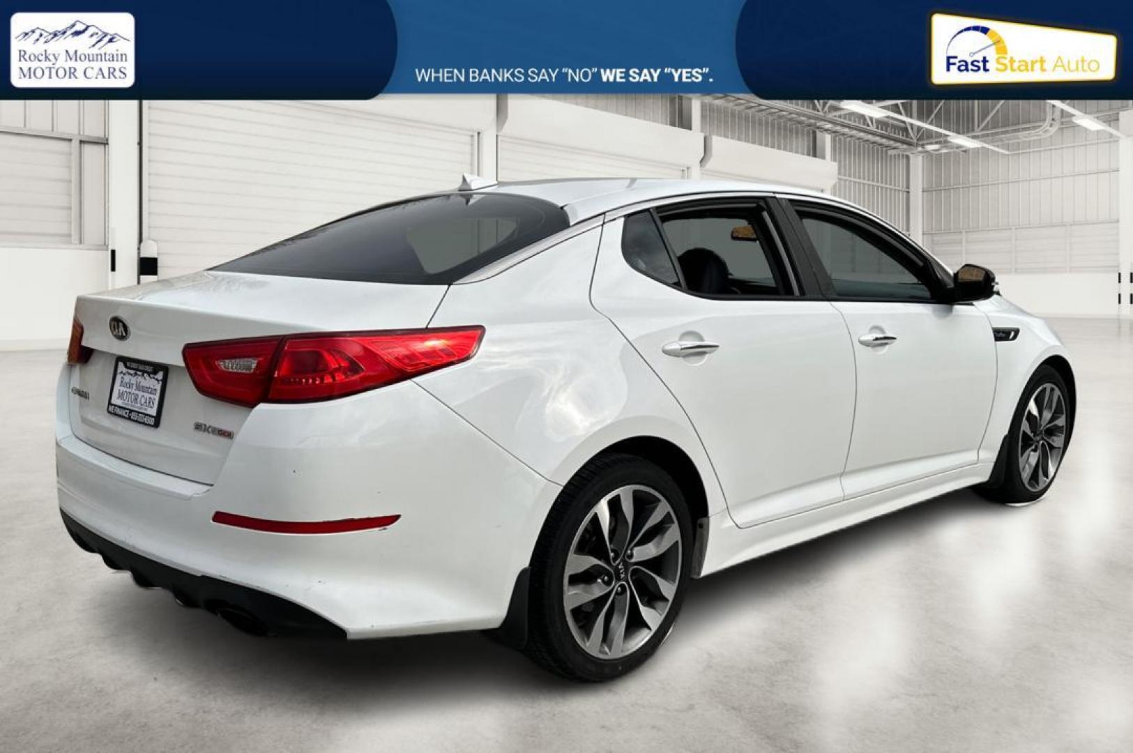 2015 White Kia Optima SX Turbo (5XXGR4A61FG) with an 2.0L L4 DOHC 16V TURBO engine, 6-Speed Automatic transmission, located at 767 S State Road, Pleasant Grove, UT, 84062, (801) 785-1058, 40.354839, -111.736687 - Photo#2