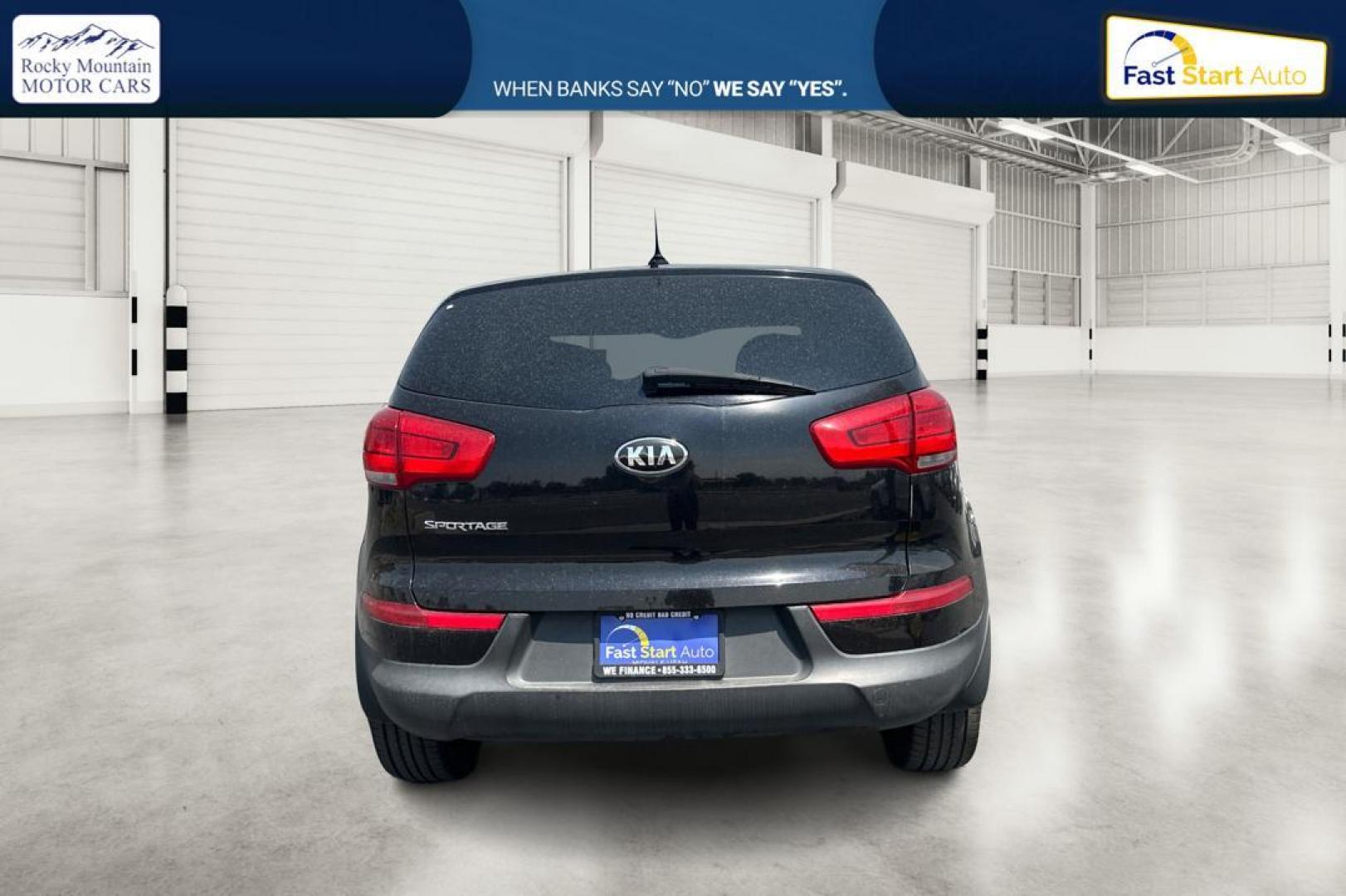 2015 Black Kia Sportage LX FWD (KNDPB3ACXF7) with an 2.4L V6 DOHC 24V engine, 6-Speed Automatic transmission, located at 767 S State Road, Pleasant Grove, UT, 84062, (801) 785-1058, 40.354839, -111.736687 - Photo#3