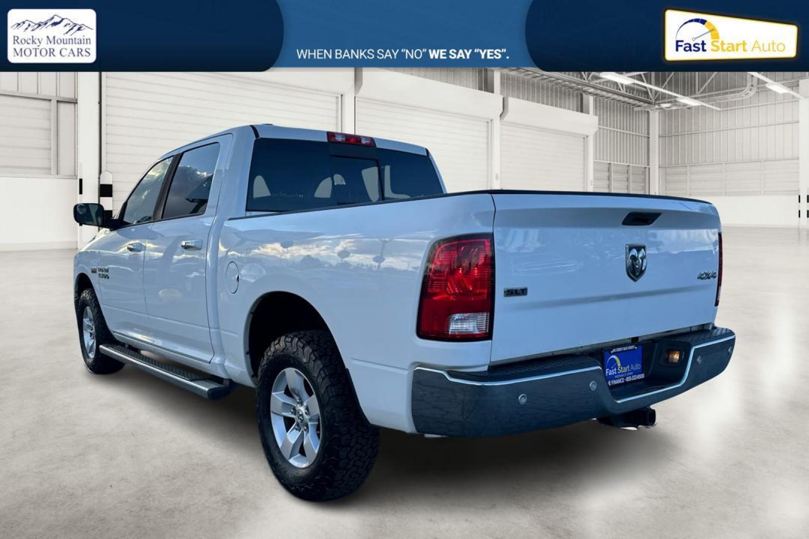 2015 White RAM 1500 SLT Crew Cab SWB 4WD (1C6RR7LT2FS) with an 5.7L V8 OHV 16V engine, 6-Speed Automatic transmission, located at 767 S State Road, Pleasant Grove, UT, 84062, (801) 785-1058, 40.354839, -111.736687 - Photo#5