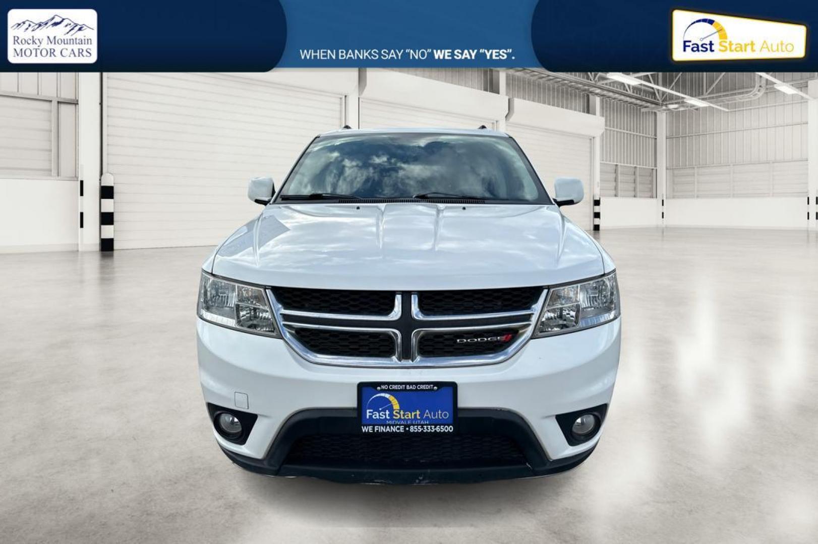 2016 White Dodge Journey SXT AWD (3C4PDDBG7GT) with an 3.6L V6 DOHC 24V engine, 6A transmission, located at 7755 State Street, Midvale, UT, 84047, (801) 753-9063, 40.610329, -111.892159 - Photo#9