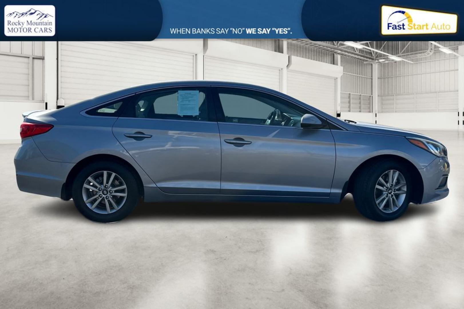 2016 Gray Hyundai Sonata SE (5NPE24AF0GH) with an 2.4L L4 DOHC 16V engine, 7A transmission, located at 7755 State Street, Midvale, UT, 84047, (801) 753-9063, 40.610329, -111.892159 - Photo#1