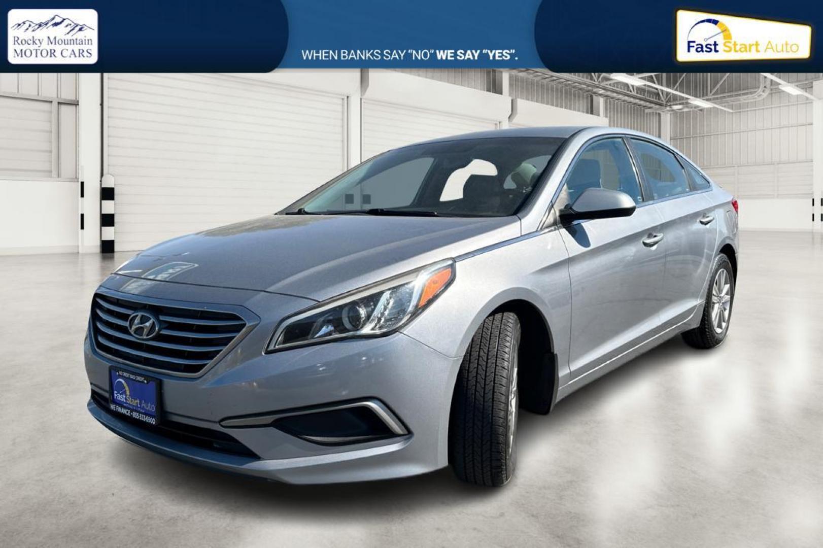 2016 Gray Hyundai Sonata SE (5NPE24AF0GH) with an 2.4L L4 DOHC 16V engine, 7A transmission, located at 7755 State Street, Midvale, UT, 84047, (801) 753-9063, 40.610329, -111.892159 - Photo#8