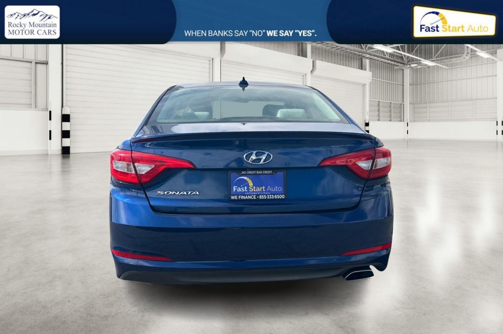 2016 Blue Hyundai Sonata SE (5NPE24AF3GH) with an 2.4L L4 DOHC 16V engine, 7A transmission, located at 7755 State Street, Midvale, UT, 84047, (801) 753-9063, 40.610329, -111.892159 - Photo#4