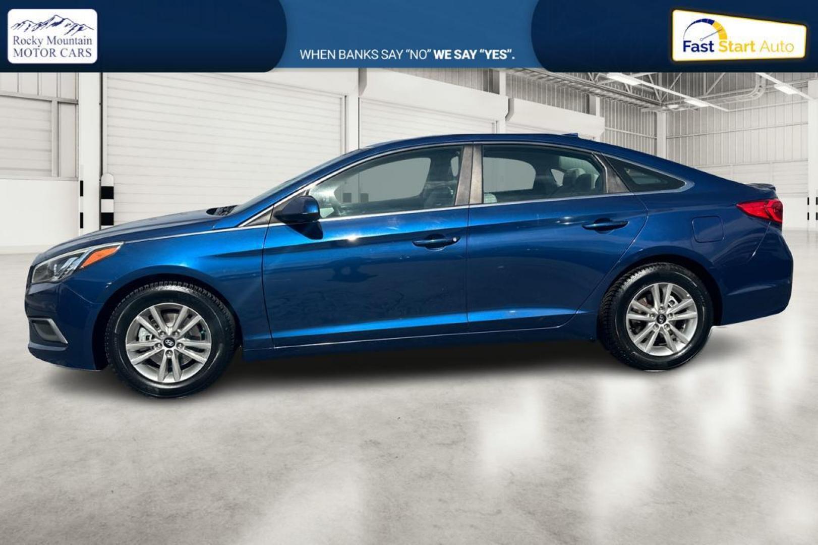 2016 Blue Hyundai Sonata SE (5NPE24AF3GH) with an 2.4L L4 DOHC 16V engine, 7A transmission, located at 7755 State Street, Midvale, UT, 84047, (801) 753-9063, 40.610329, -111.892159 - Photo#6