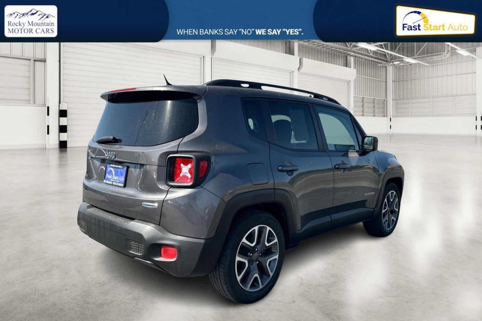 2016 Gray Jeep Renegade Latitude FWD (ZACCJABTXGP) with an 2.4L L4 DOHC 16V engine, 6M transmission, located at 344 S Washington Blvd, Ogden, UT, 84404, (801) 399-1799, 41.255482, -111.970848 - Photo#18