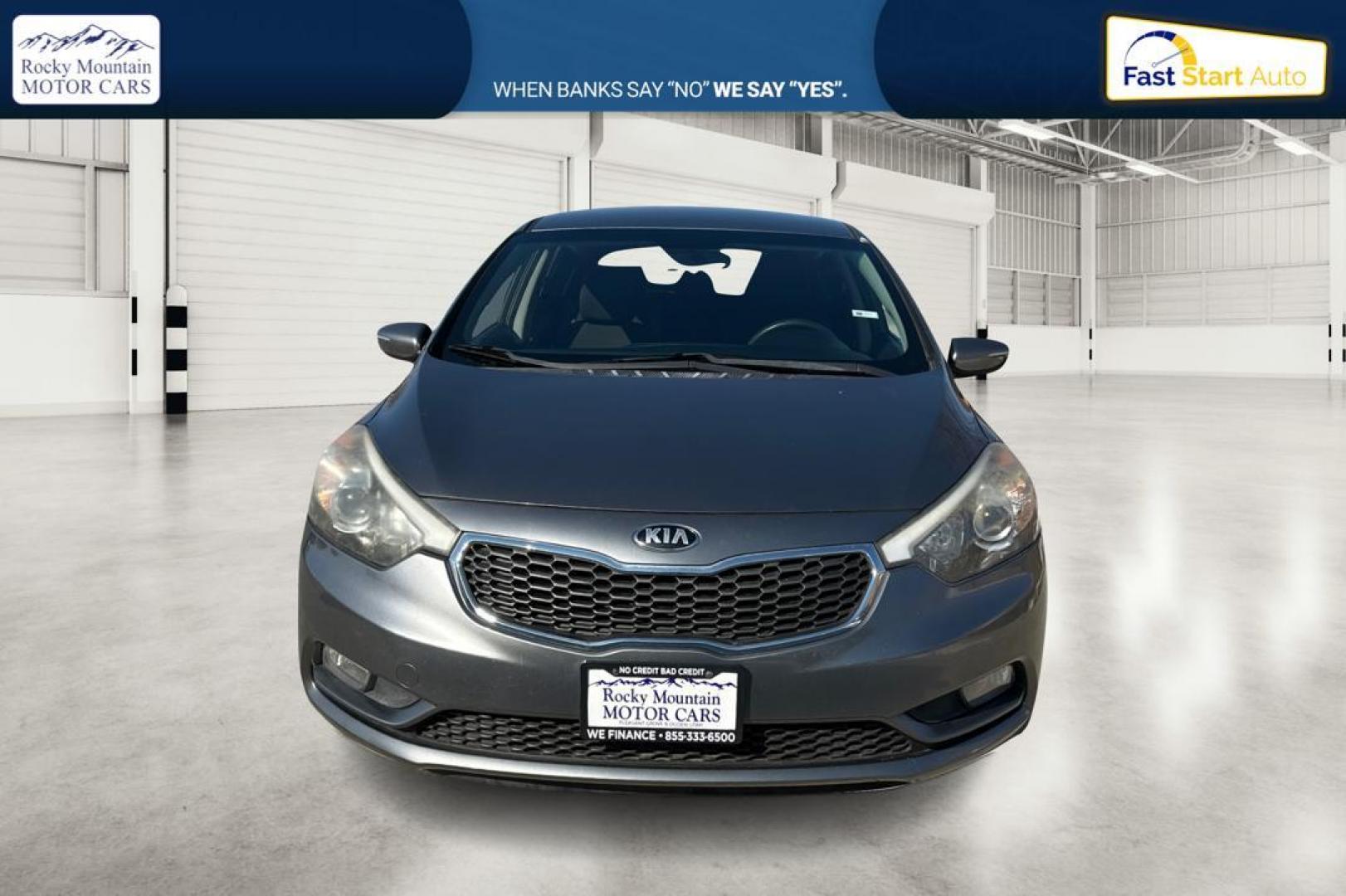 2016 Gray Kia Forte 5-Door LX (KNAFK5A87G5) with an 2.0L L4 DOHC 16V engine, 6-Speed Automatic transmission, located at 767 S State Road, Pleasant Grove, UT, 84062, (801) 785-1058, 40.354839, -111.736687 - Photo#9