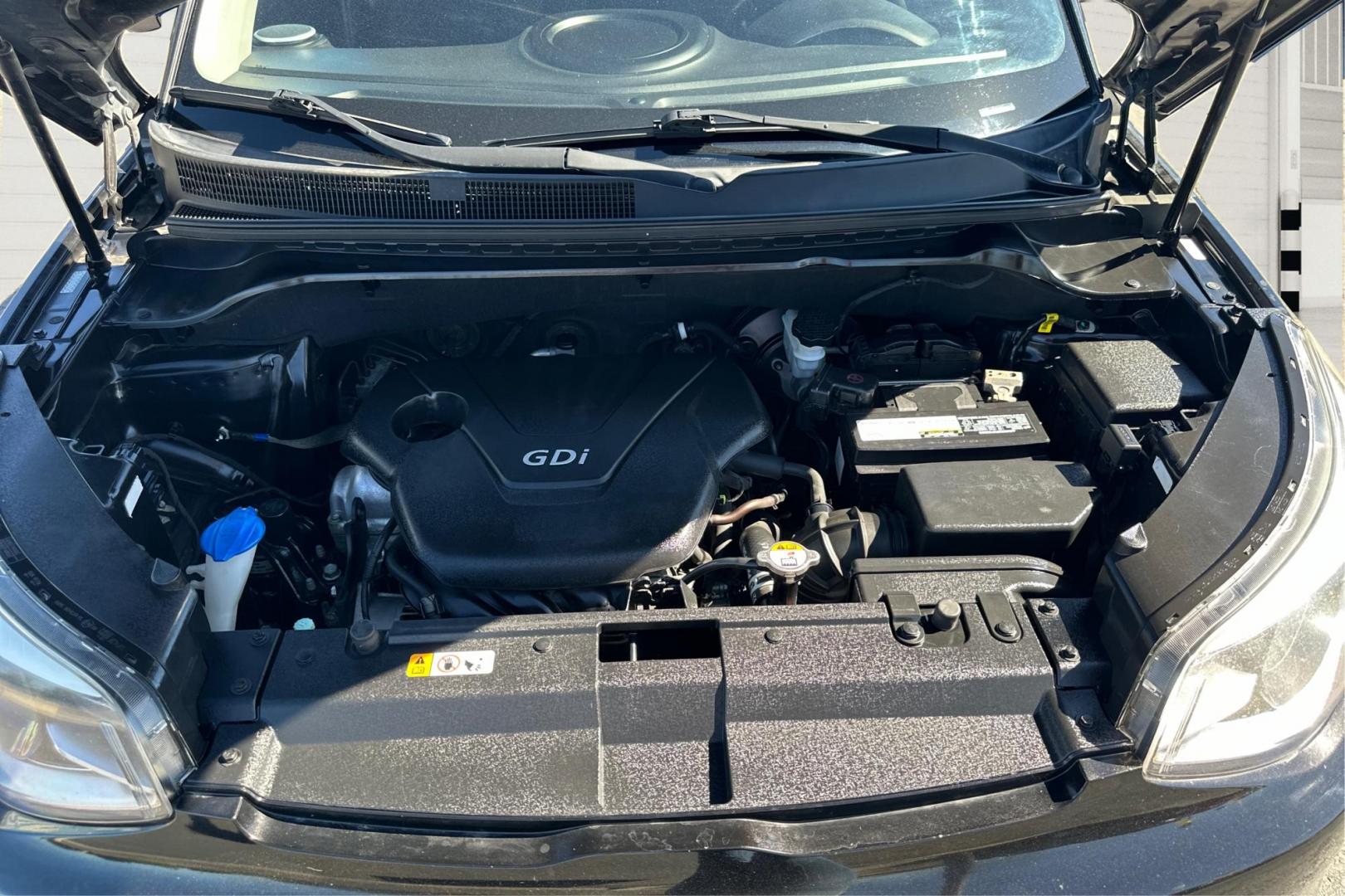 2016 Black Kia Soul Base 6A (KNDJN2A25G7) with an 1.6L L4 DOHC 16V engine, 6A transmission, located at 7755 State Street, Midvale, UT, 84047, (801) 753-9063, 40.610329, -111.892159 - Photo#8