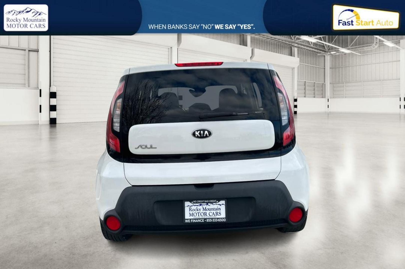 2016 White Kia Soul Base 6A (KNDJN2A22G7) with an 1.6L L4 DOHC 16V engine, 6A transmission, located at 344 S Washington Blvd, Ogden, UT, 84404, (801) 399-1799, 41.255482, -111.970848 - Photo#4