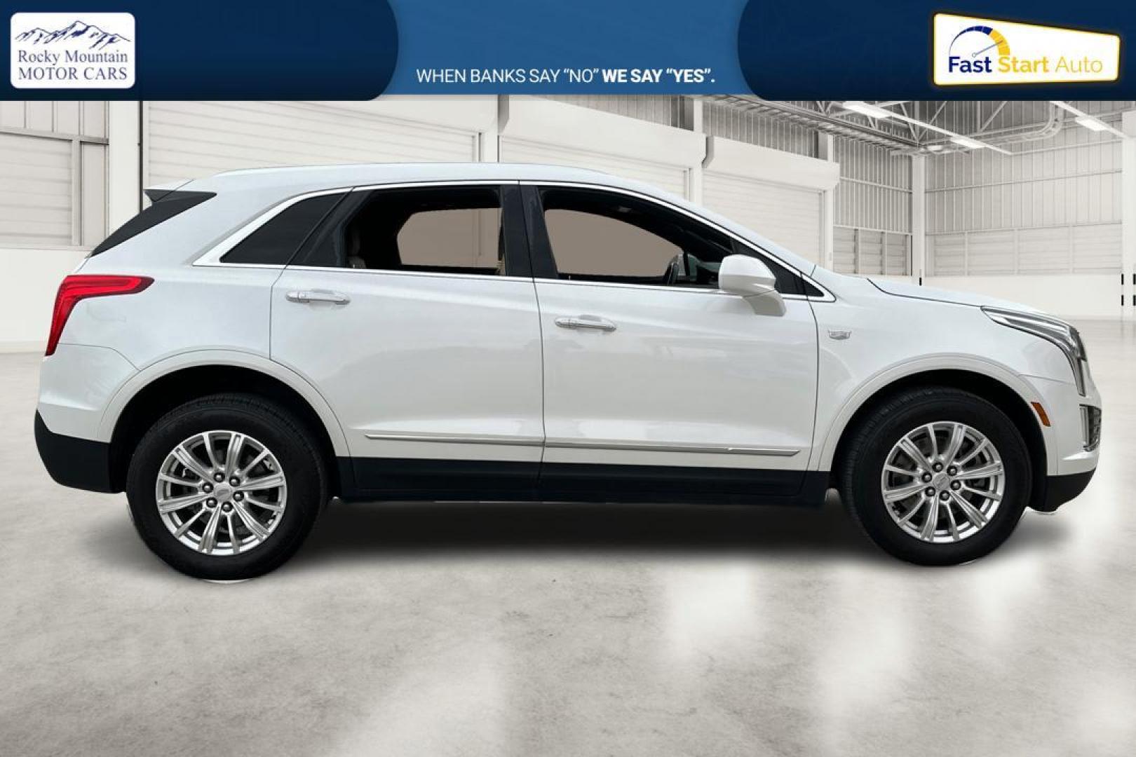 2017 White Cadillac XT5 Base (1GYKNARS9HZ) with an 3.6L V6 DOHC 24V engine, 8A transmission, located at 767 S State Road, Pleasant Grove, UT, 84062, (801) 785-1058, 40.354839, -111.736687 - Photo#1