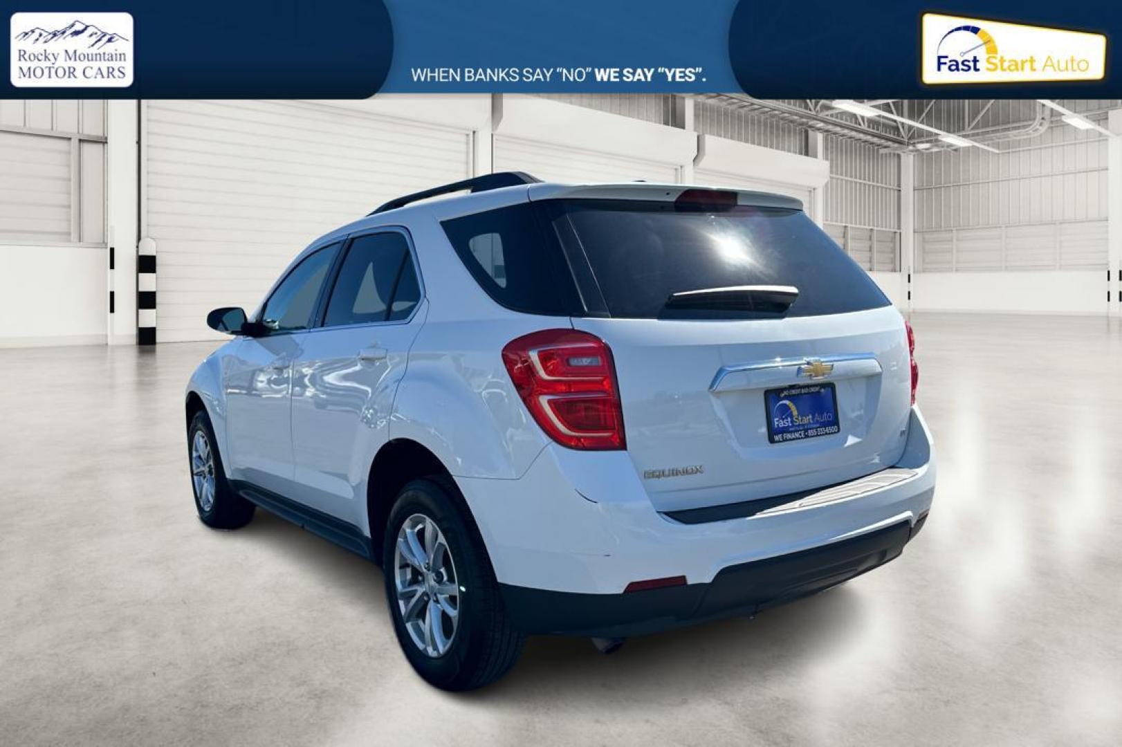 2017 White Chevrolet Equinox LT 2WD (2GNALCEK7H1) with an 2.4L L4 DOHC 16V FFV engine, 6A transmission, located at 344 S Washington Blvd, Ogden, UT, 84404, (801) 399-1799, 41.255482, -111.970848 - Photo#4