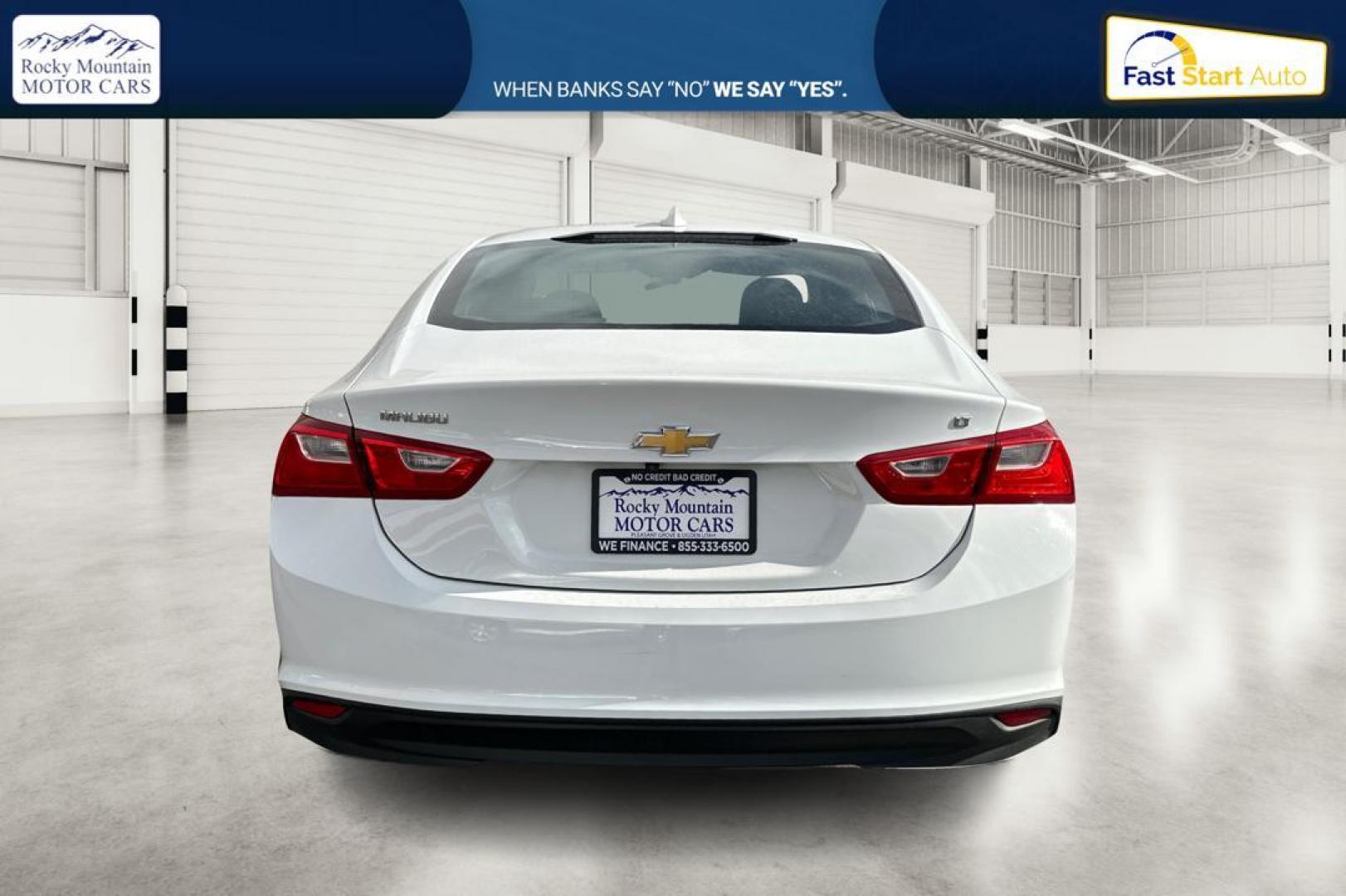 2017 White Chevrolet Malibu 1LT (1G1ZE5ST9HF) with an 1.5L L4 DOHC 16V engine, 6A transmission, located at 767 S State Road, Pleasant Grove, UT, 84062, (801) 785-1058, 40.354839, -111.736687 - Photo#4