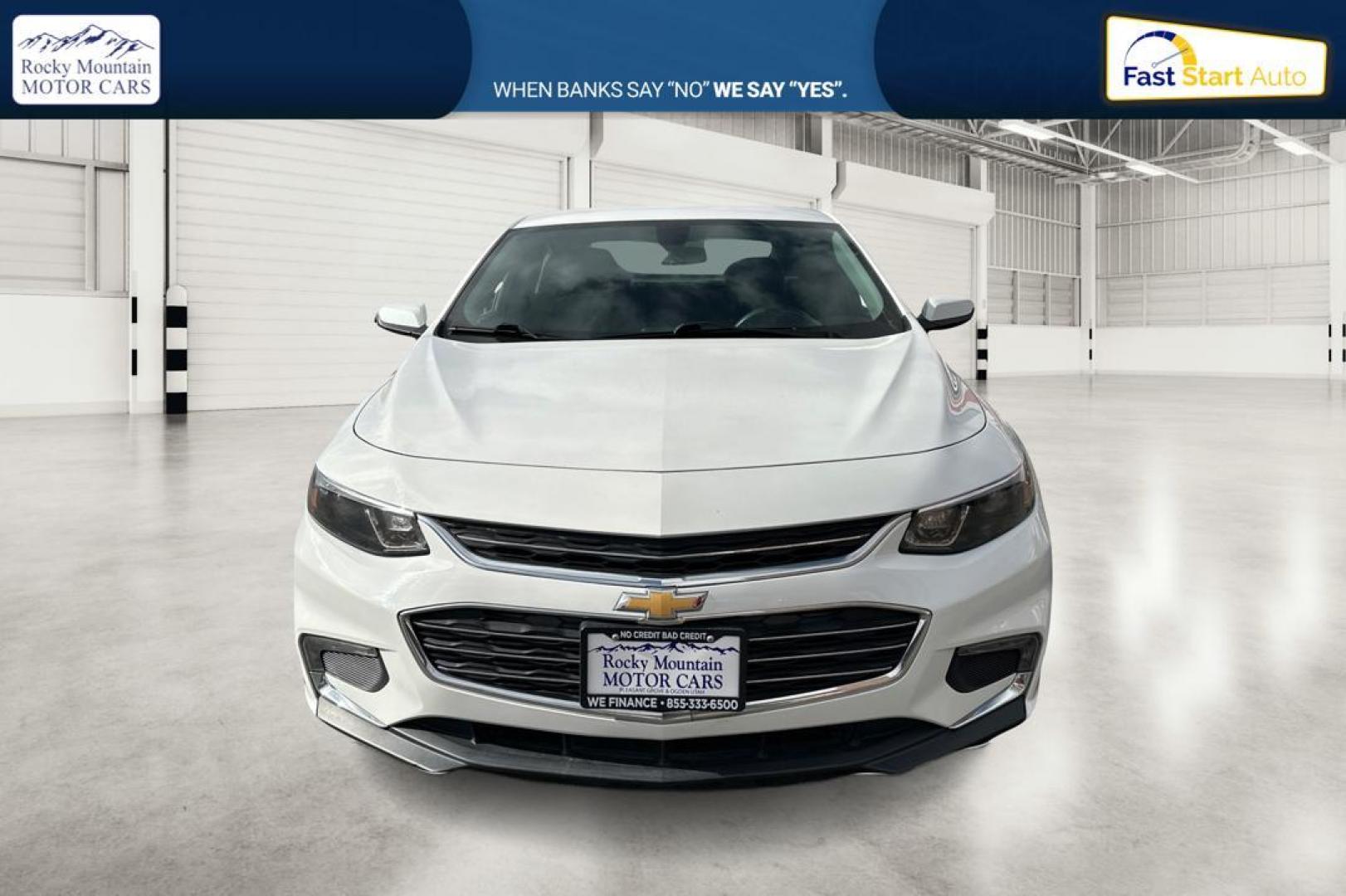 2017 White Chevrolet Malibu 1LT (1G1ZE5ST9HF) with an 1.5L L4 DOHC 16V engine, 6A transmission, located at 767 S State Road, Pleasant Grove, UT, 84062, (801) 785-1058, 40.354839, -111.736687 - Photo#9