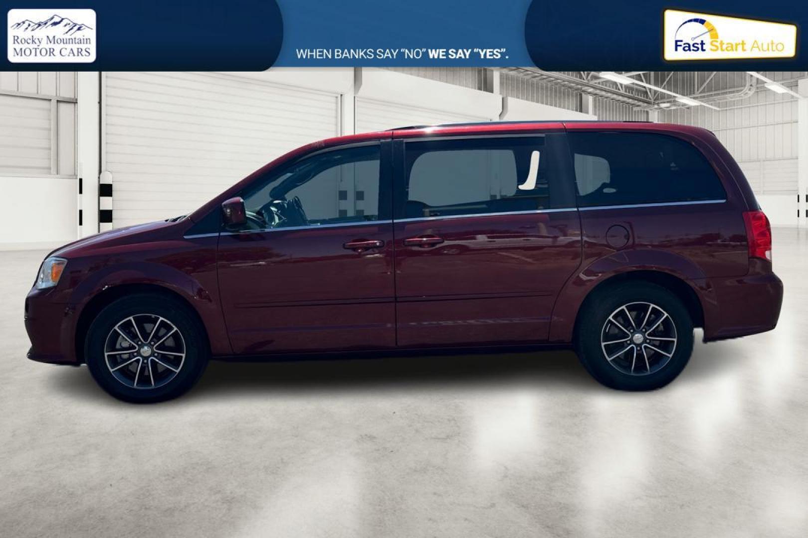 2017 Red Dodge Grand Caravan SXT (2C4RDGCG0HR) with an 3.6L V6 DOHC 24V engine, 6A transmission, located at 7755 State Street, Midvale, UT, 84047, (801) 753-9063, 40.610329, -111.892159 - Photo#5