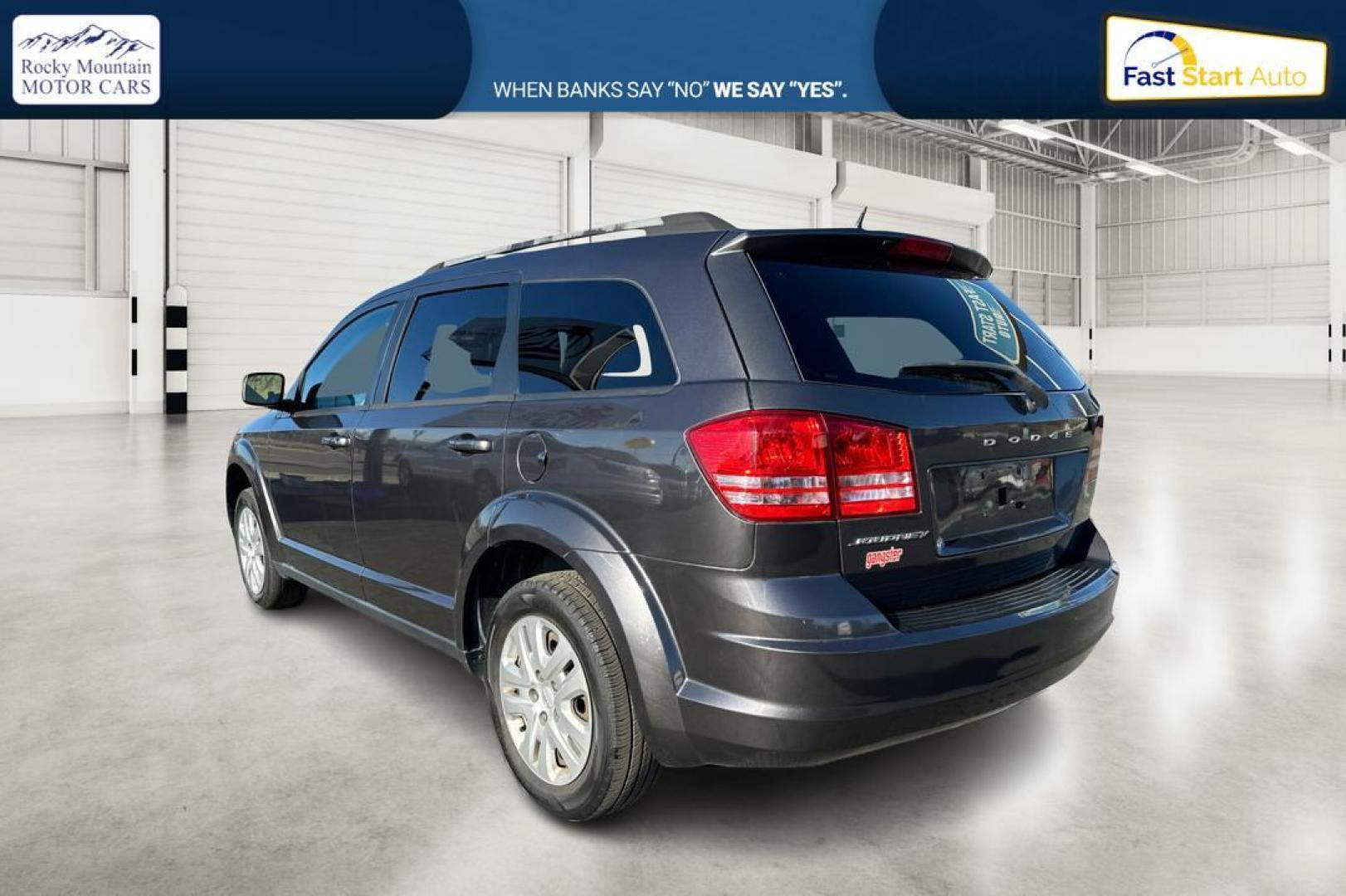 2017 Gray Dodge Journey SE (3C4PDCAB0HT) with an 2.4L L4 DOHC 16V engine, 4A transmission, located at 7755 State Street, Midvale, UT, 84047, (801) 753-9063, 40.610329, -111.892159 - Photo#5