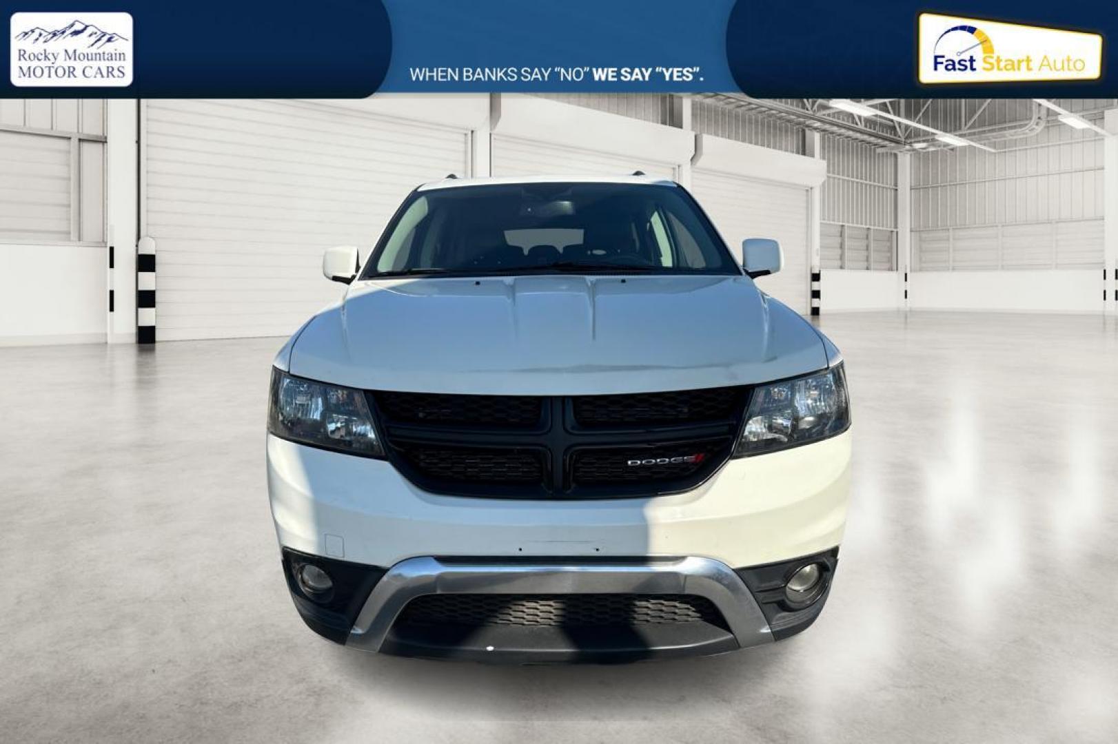 2017 White Dodge Journey Crossroad Plus FWD (3C4PDCGG5HT) with an 3.6L V6 DOHC 24V engine, 4A transmission, located at 344 S Washington Blvd, Ogden, UT, 84404, (801) 399-1799, 41.255482, -111.970848 - Photo#9