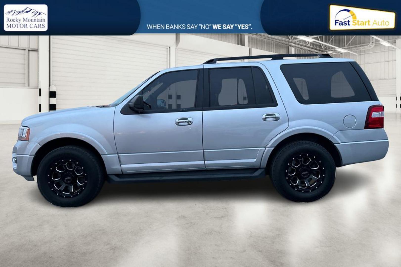 2017 Silver Ford Expedition XLT 4WD (1FMJU1JT1HE) with an 3.5L V6 DOHC 24V FFV engine, 6A transmission, located at 7755 State Street, Midvale, UT, 84047, (801) 753-9063, 40.610329, -111.892159 - Photo#6