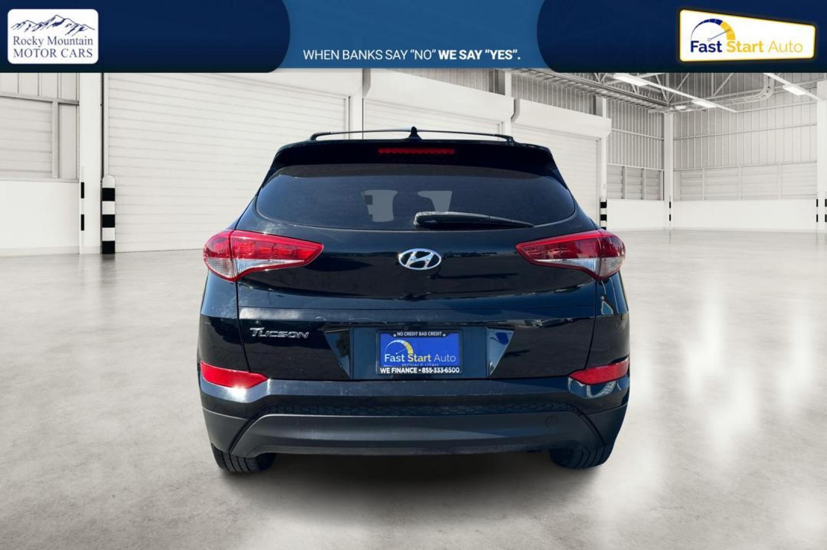 2017 Black Hyundai Tucson SE w/Preferred Package (KM8J33A41HU) with an 2.0L L4 DOHC 16V engine, 6A transmission, located at 7755 State Street, Midvale, UT, 84047, (801) 753-9063, 40.610329, -111.892159 - Photo#3