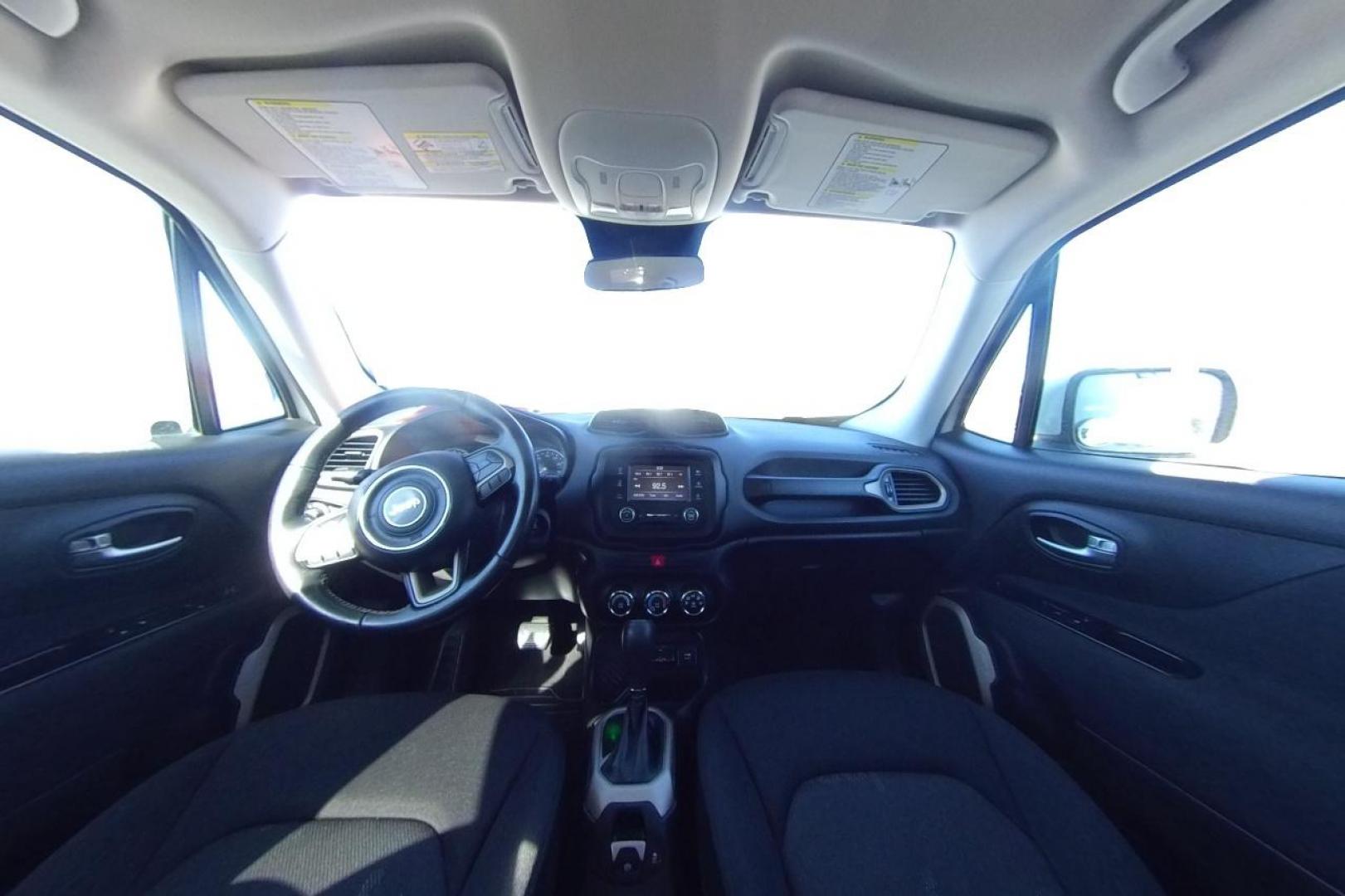 2017 White Jeep Renegade Latitude FWD (ZACCJABBXHP) with an 2.4L L4 DOHC 16V engine, 6M transmission, located at 344 S Washington Blvd, Ogden, UT, 84404, (801) 399-1799, 41.255482, -111.970848 - Photo#16