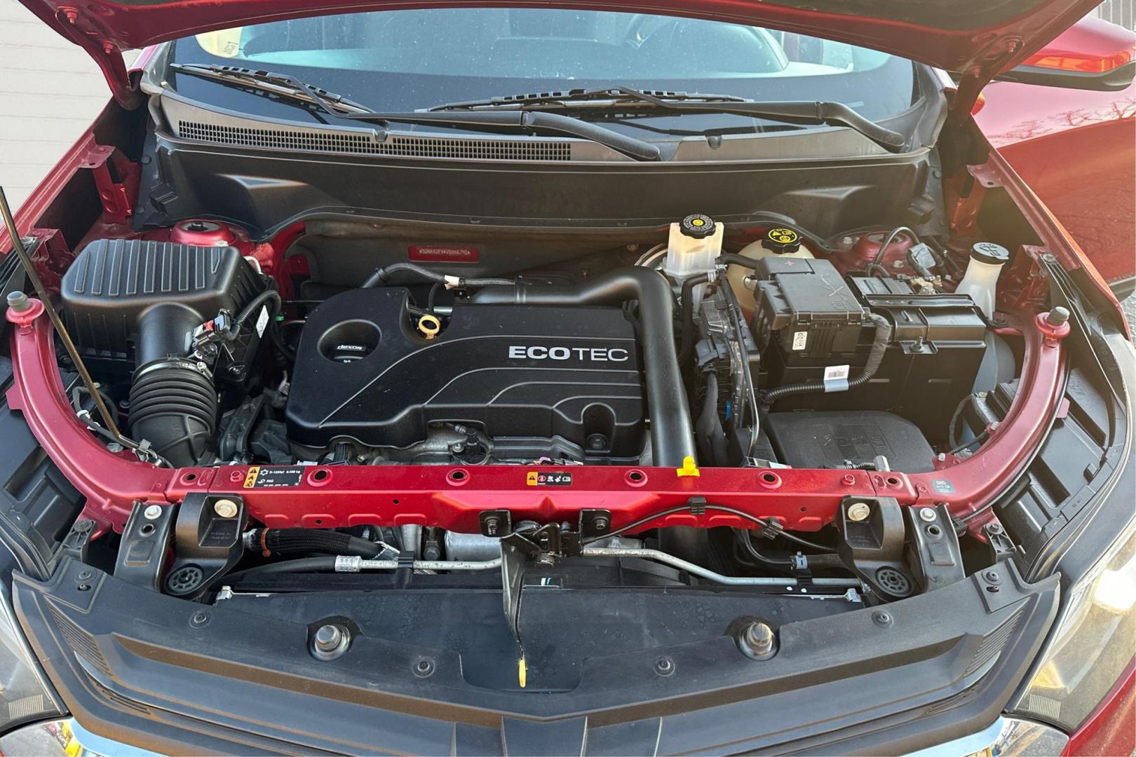 2018 Red Chevrolet Equinox LT 2WD (3GNAXJEV4JS) with an 1.5L L4 DIR DOHC 16V TURBO engine, 6A transmission, located at 344 S Washington Blvd, Ogden, UT, 84404, (801) 399-1799, 41.255482, -111.970848 - Photo#10