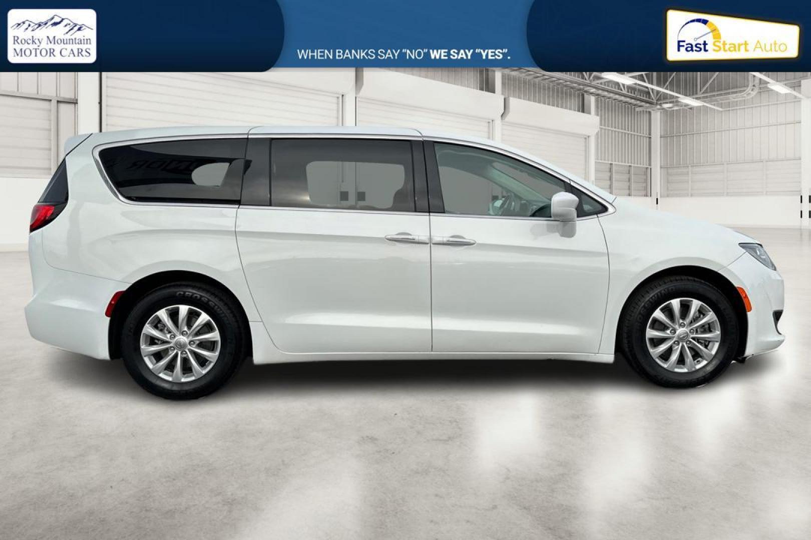 2018 White Chrysler Pacifica Touring Plus (2C4RC1FG5JR) with an 3.6L V6 DOHC 24V engine, 9A transmission, located at 7755 State Street, Midvale, UT, 84047, (801) 753-9063, 40.610329, -111.892159 - Photo#1