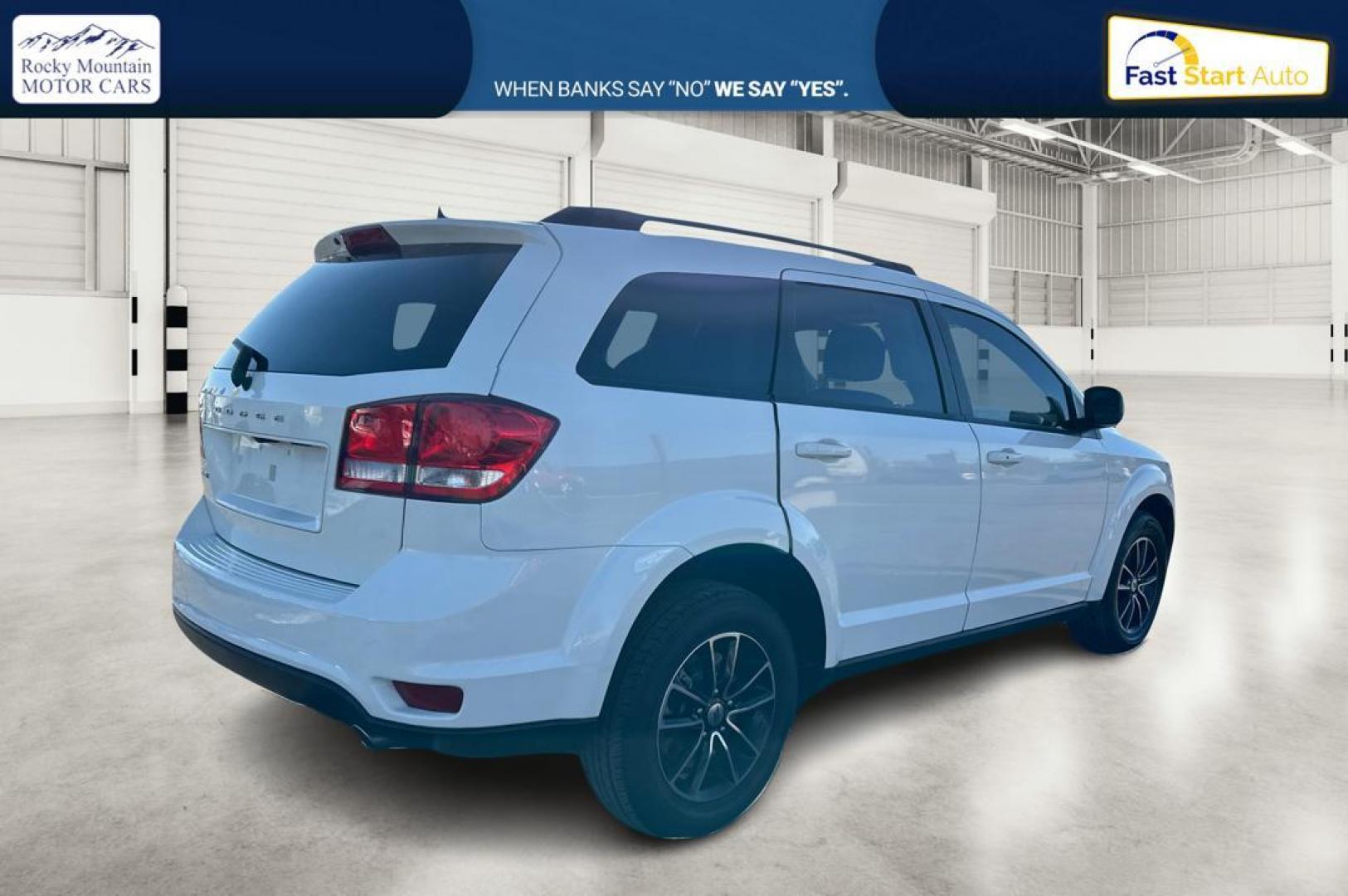 2018 White Dodge Journey SXT (3C4PDCBG9JT) with an 3.6L V6 DOHC 24V engine, 4A transmission, located at 7755 State Street, Midvale, UT, 84047, (801) 753-9063, 40.610329, -111.892159 - Photo#2