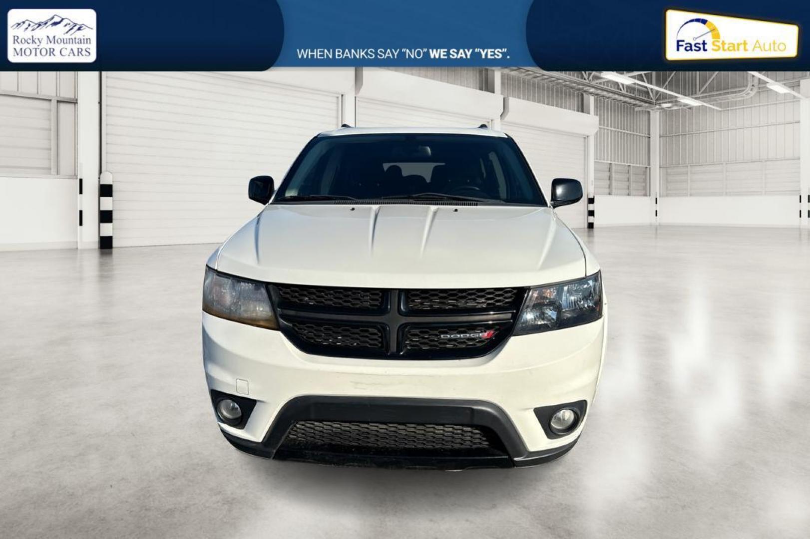 2018 White Dodge Journey SXT (3C4PDCBG9JT) with an 3.6L V6 DOHC 24V engine, 4A transmission, located at 7755 State Street, Midvale, UT, 84047, (801) 753-9063, 40.610329, -111.892159 - Photo#9