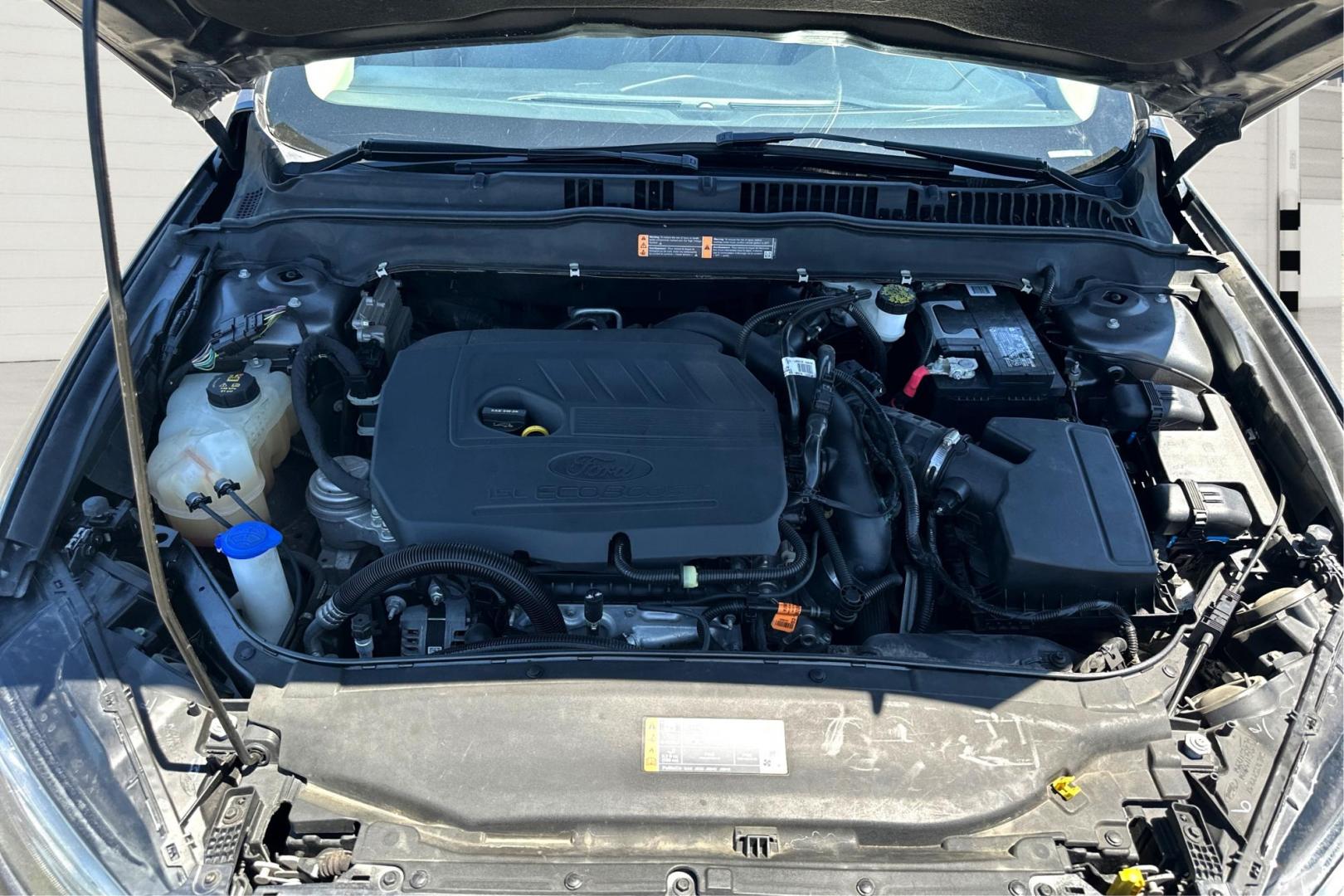 2018 Gray Ford Fusion SE (3FA6P0HD7JR) with an 1.5L L4 DOHC 16V engine, 6A transmission, located at 7755 State Street, Midvale, UT, 84047, (801) 753-9063, 40.610329, -111.892159 - Photo#8