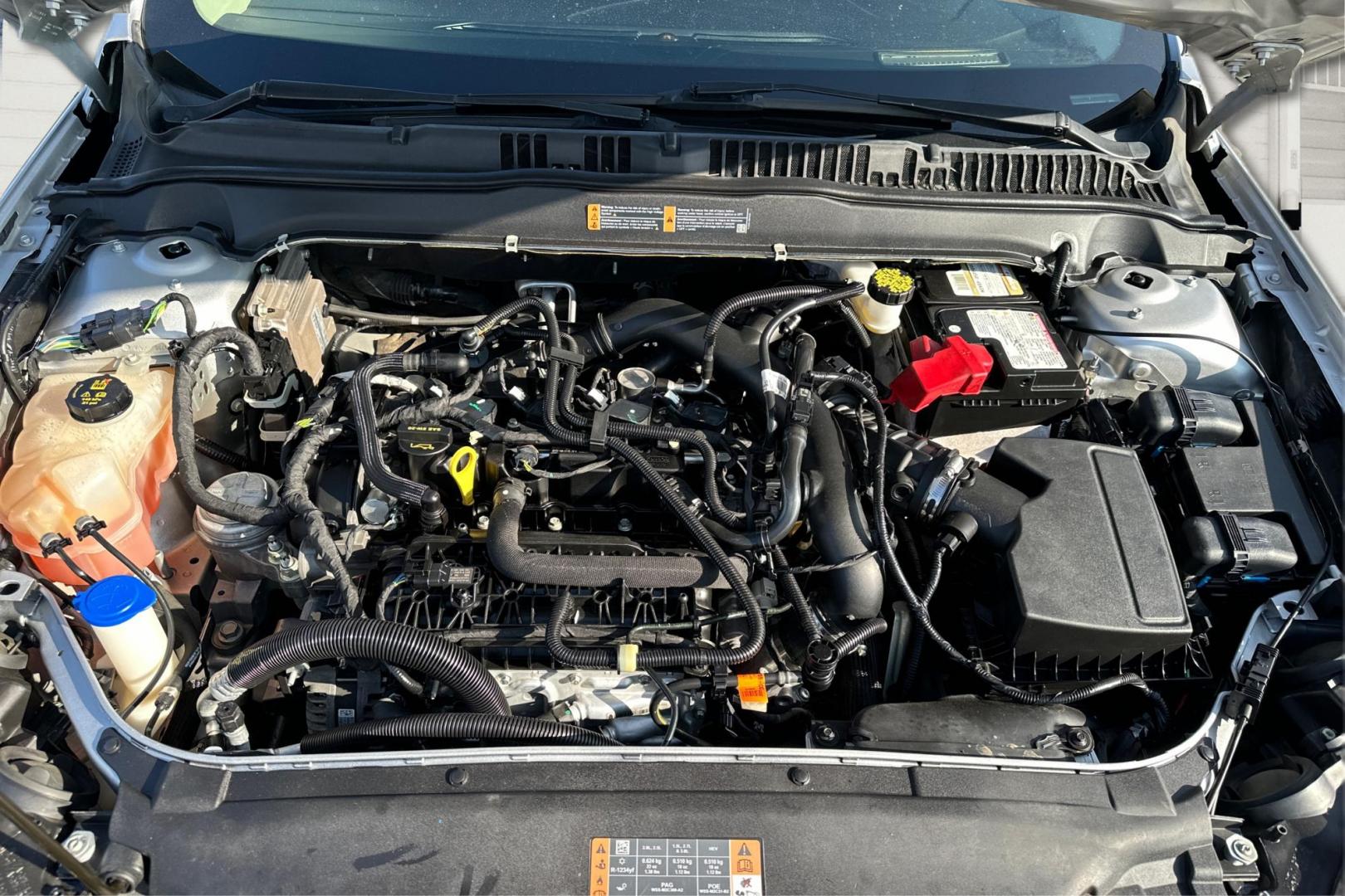 2019 Silver Ford Fusion SE (3FA6P0HD0KR) with an 1.5L L4 DOHC 16V engine, 6A transmission, located at 7755 State Street, Midvale, UT, 84047, (801) 753-9063, 40.610329, -111.892159 - Photo#10