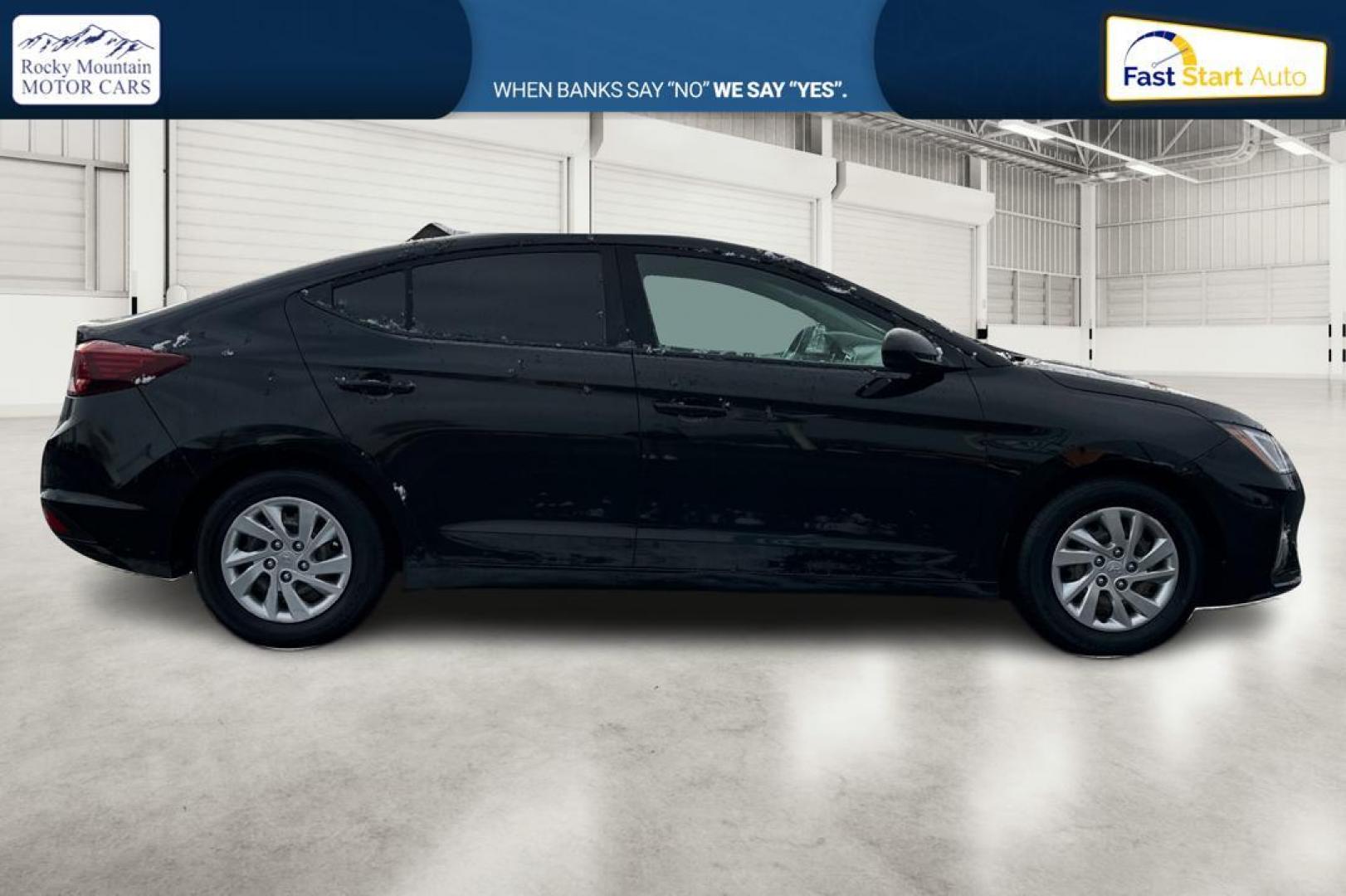 2019 Black Hyundai Elantra SE 6AT (KMHD74LF7KU) with an 1.8L L4 DOHC 16V engine, 6A transmission, located at 7755 State Street, Midvale, UT, 84047, (801) 753-9063, 40.610329, -111.892159 - Photo#1