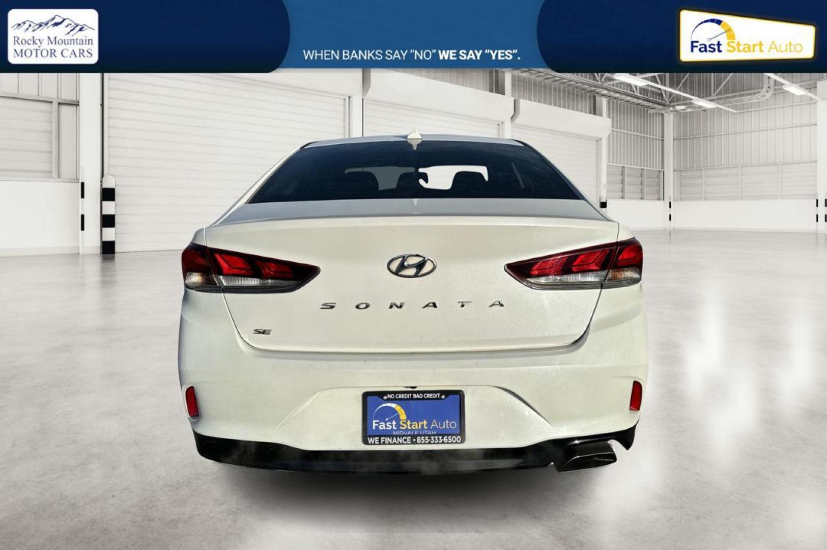 2019 White Hyundai Sonata SE (5NPE24AFXKH) with an 2.4L L4 DOHC 16V engine, 7A transmission, located at 7755 State Street, Midvale, UT, 84047, (801) 753-9063, 40.610329, -111.892159 - Photo#4