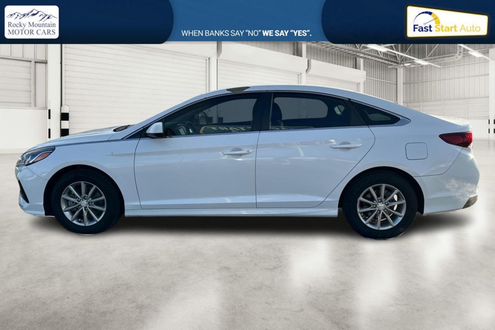 2019 White Hyundai Sonata SE (5NPE24AFXKH) with an 2.4L L4 DOHC 16V engine, 7A transmission, located at 7755 State Street, Midvale, UT, 84047, (801) 753-9063, 40.610329, -111.892159 - Photo#6